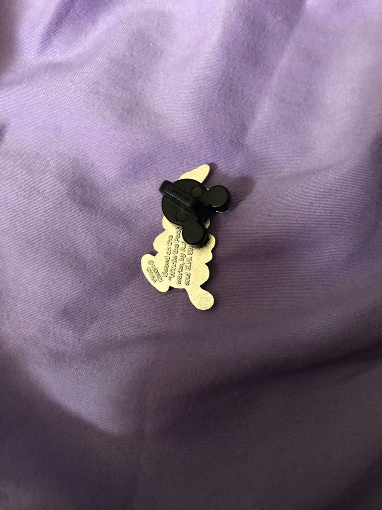 Rabbit  pin collectible - Main Image 2