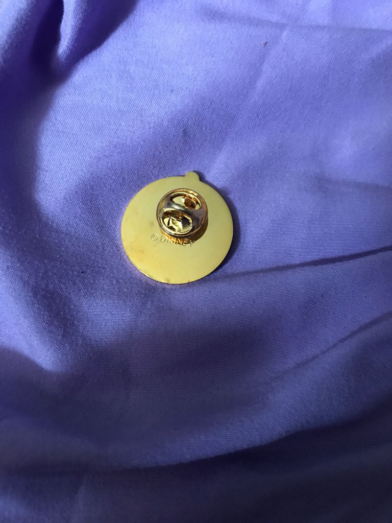 Piglet - Pin pin collectible - Main Image 2