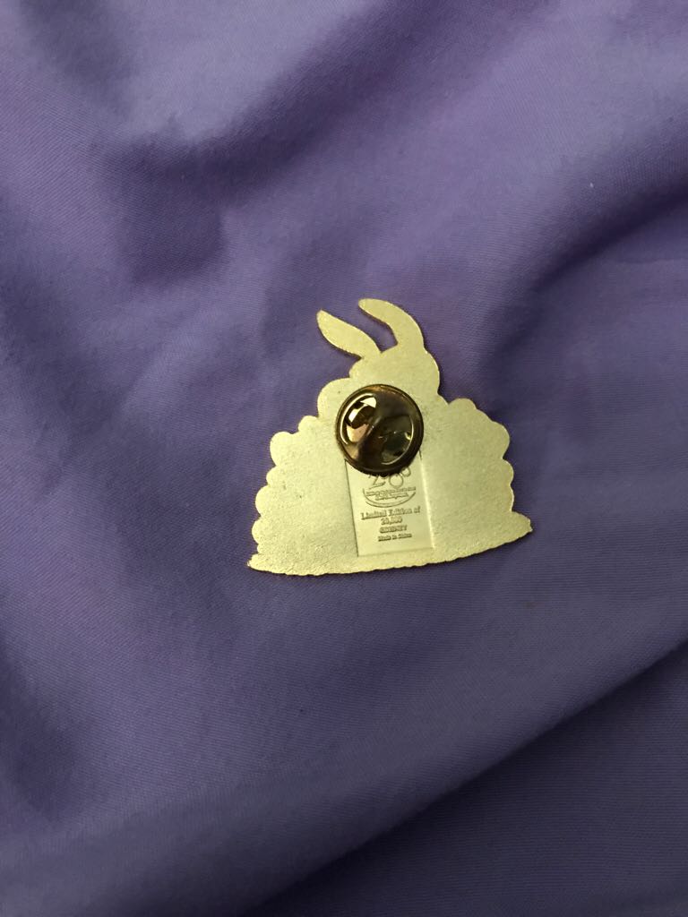 Winnie The Pooh Easter Bunny - Pin pin collectible - Main Image 2