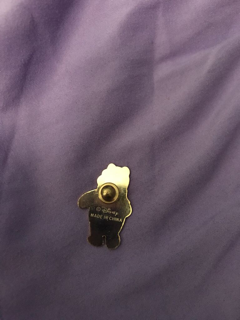 Winnie The Pooh - Pin pin collectible - Main Image 2
