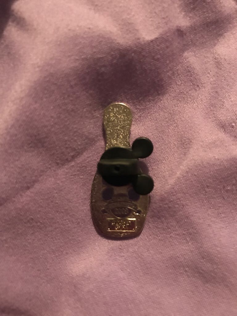 Evil Queen  pin collectible - Main Image 2