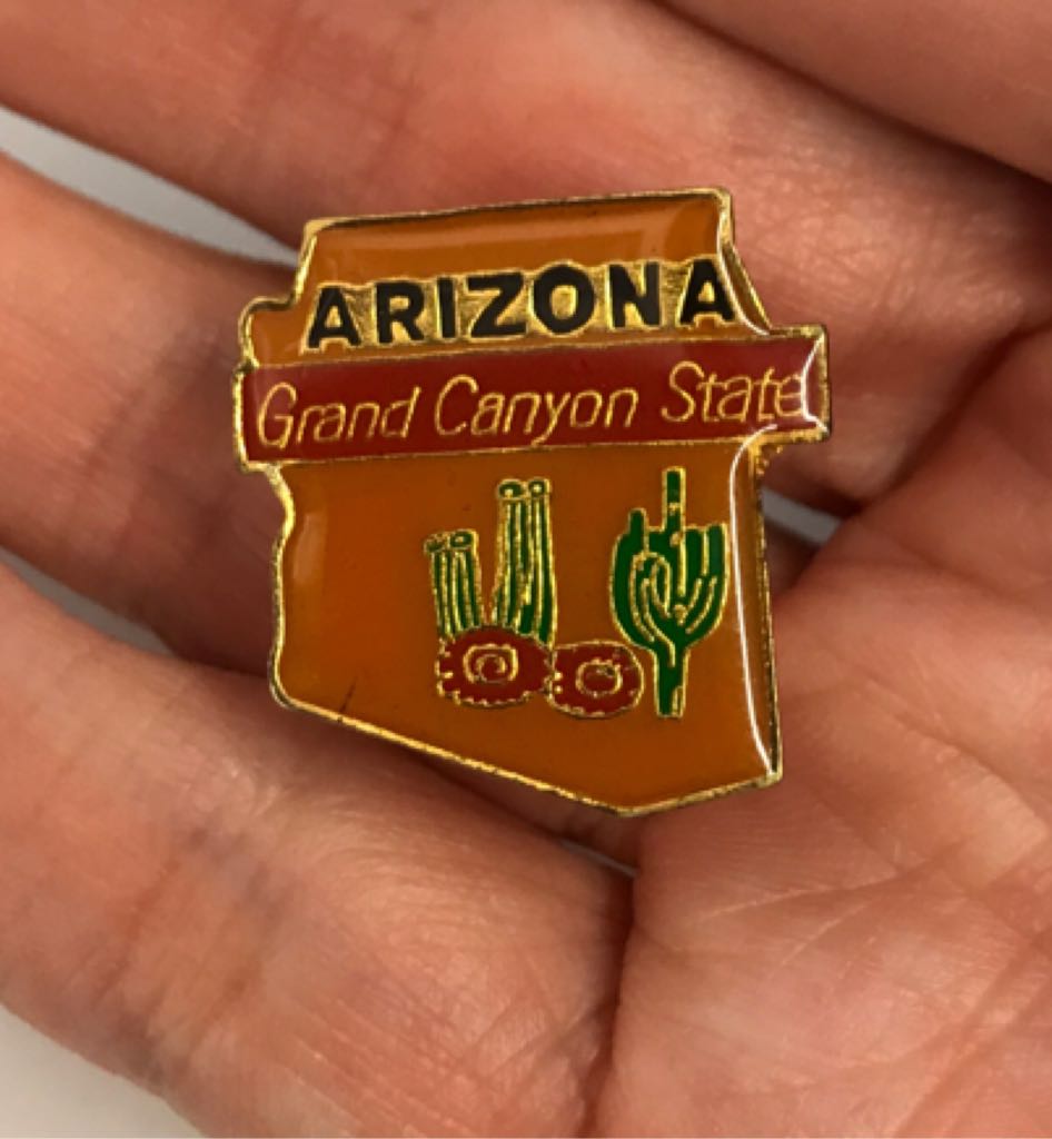 HKDL - Magic Access Exclusive - Teacups - Duffy