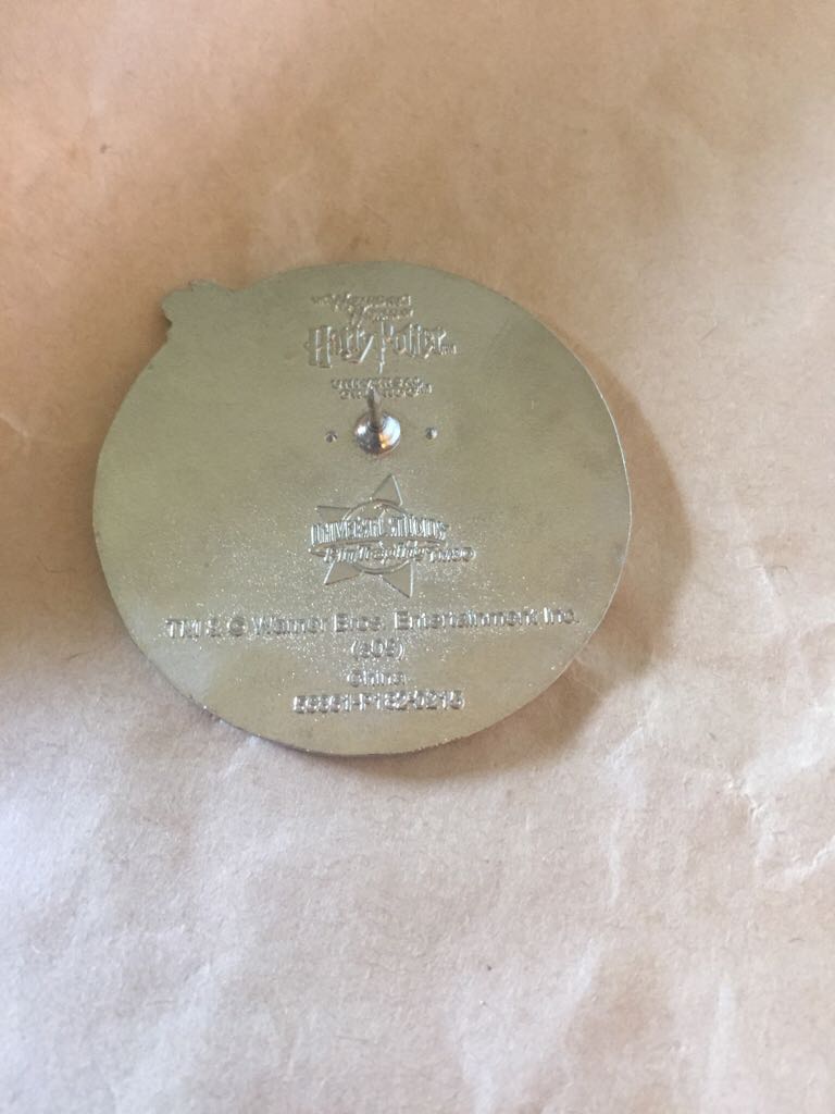 Harry Potter Department Of Magical Creatures - Universal Studios pin collectible - Main Image 2