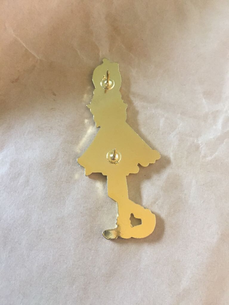 Dorothy Zombie  pin collectible - Main Image 2