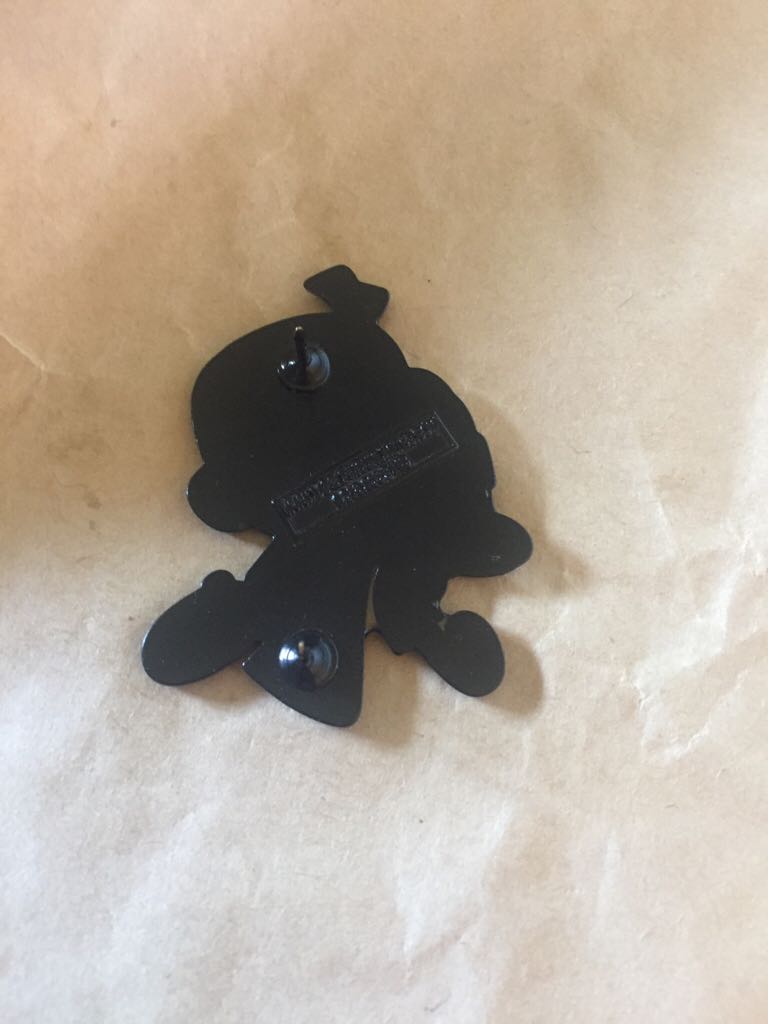 Monkey Battle  pin collectible - Main Image 2