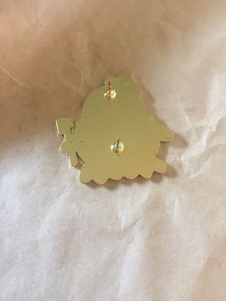 Tin Man Penguin  pin collectible - Main Image 2