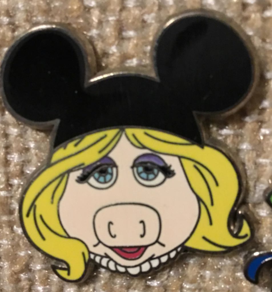 Muppets - Disney pin collectible - Main Image 1