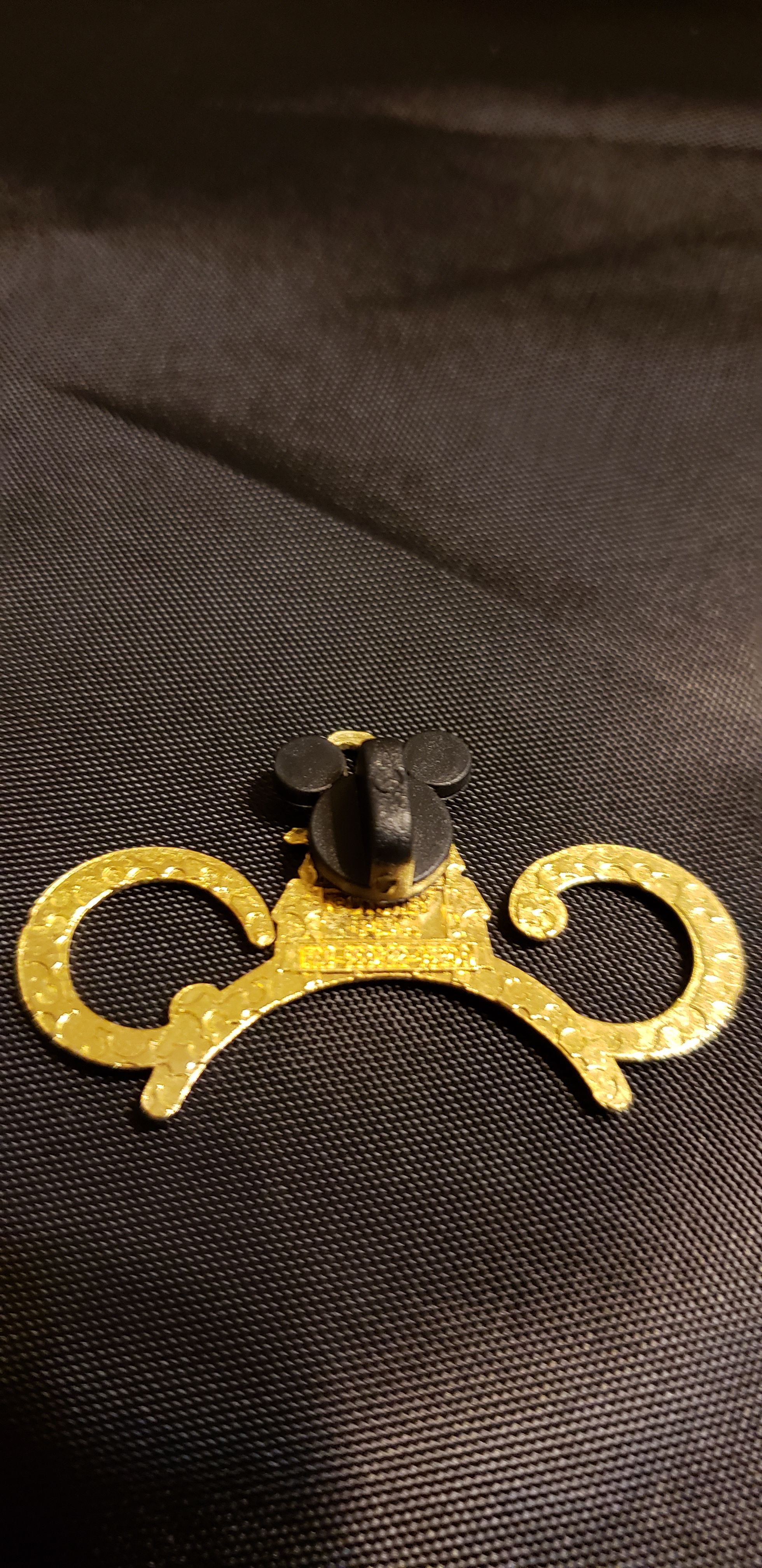 Mickey Ears Castle  pin collectible - Main Image 2