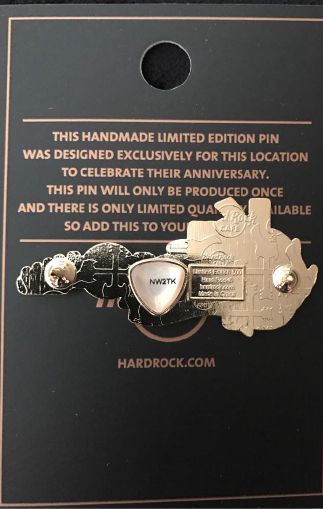 Malta Hard Rock - Hard Rock Cafe pin collectible - Main Image 2