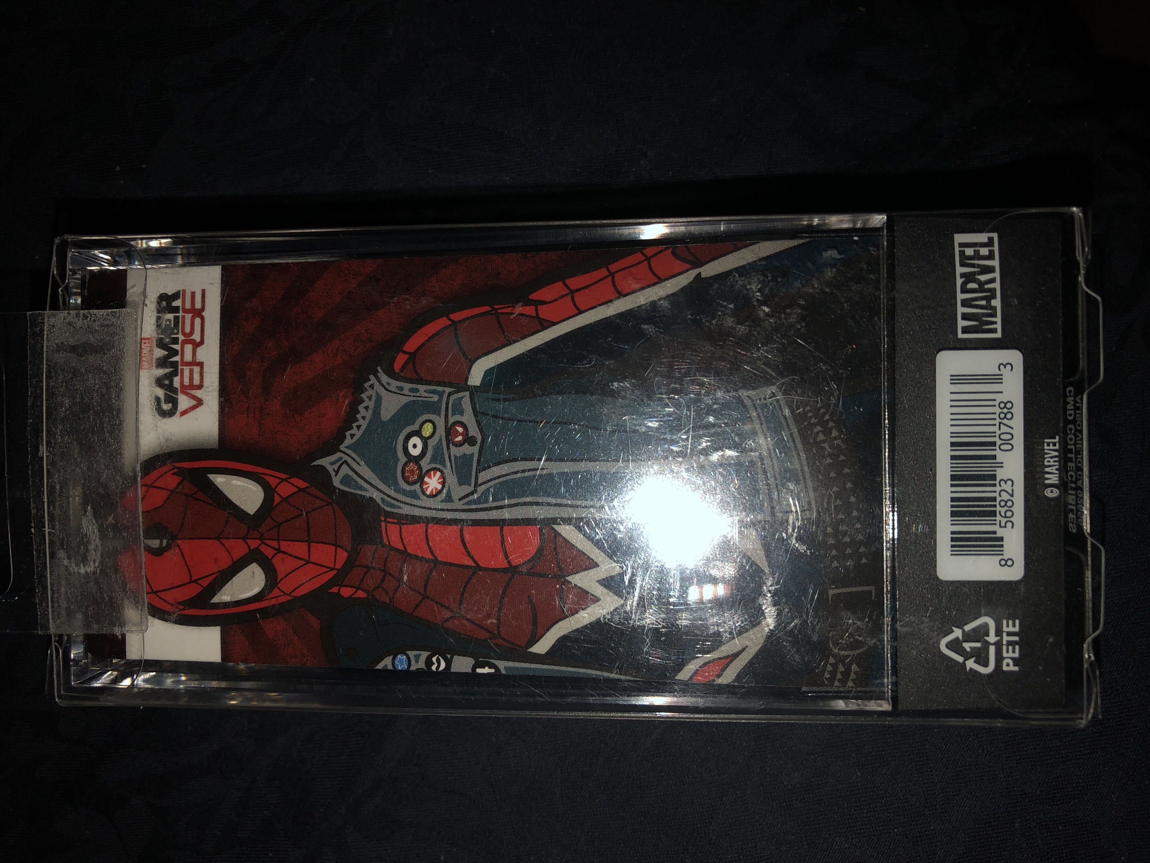 Spider-Punk - FigPin pin collectible [Barcode 856823007883] - Main Image 2