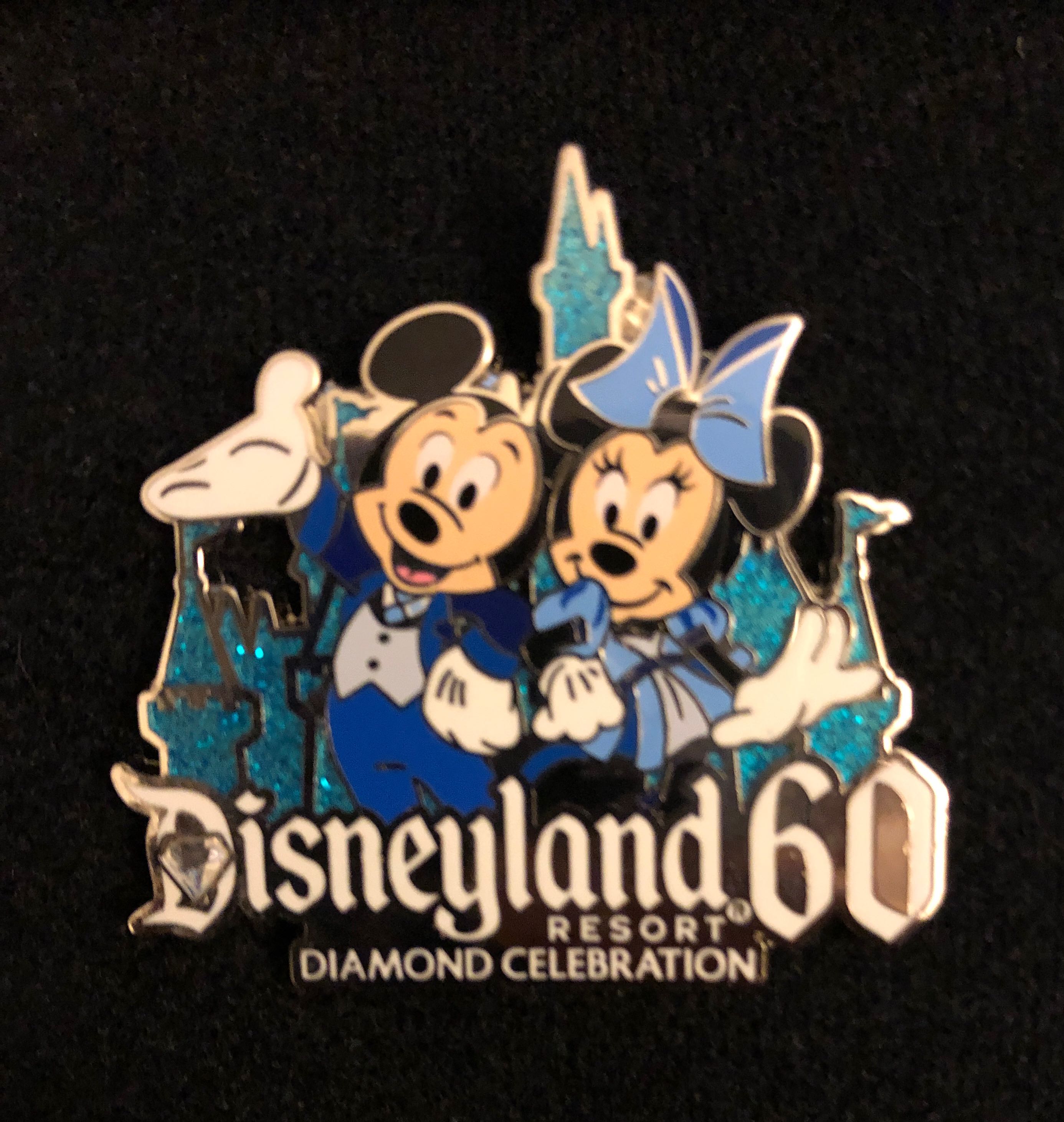 Mickey Glove - Game Pin