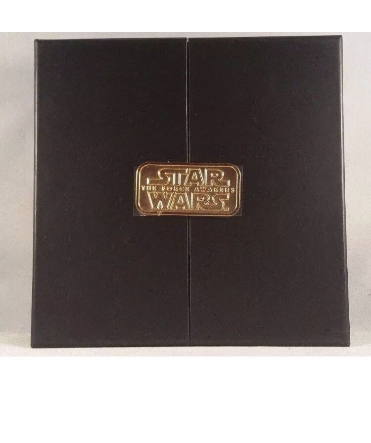 Star Wars Force Awakens Jumbo Pin  pin collectible [Barcode 400009848625] - Main Image 2