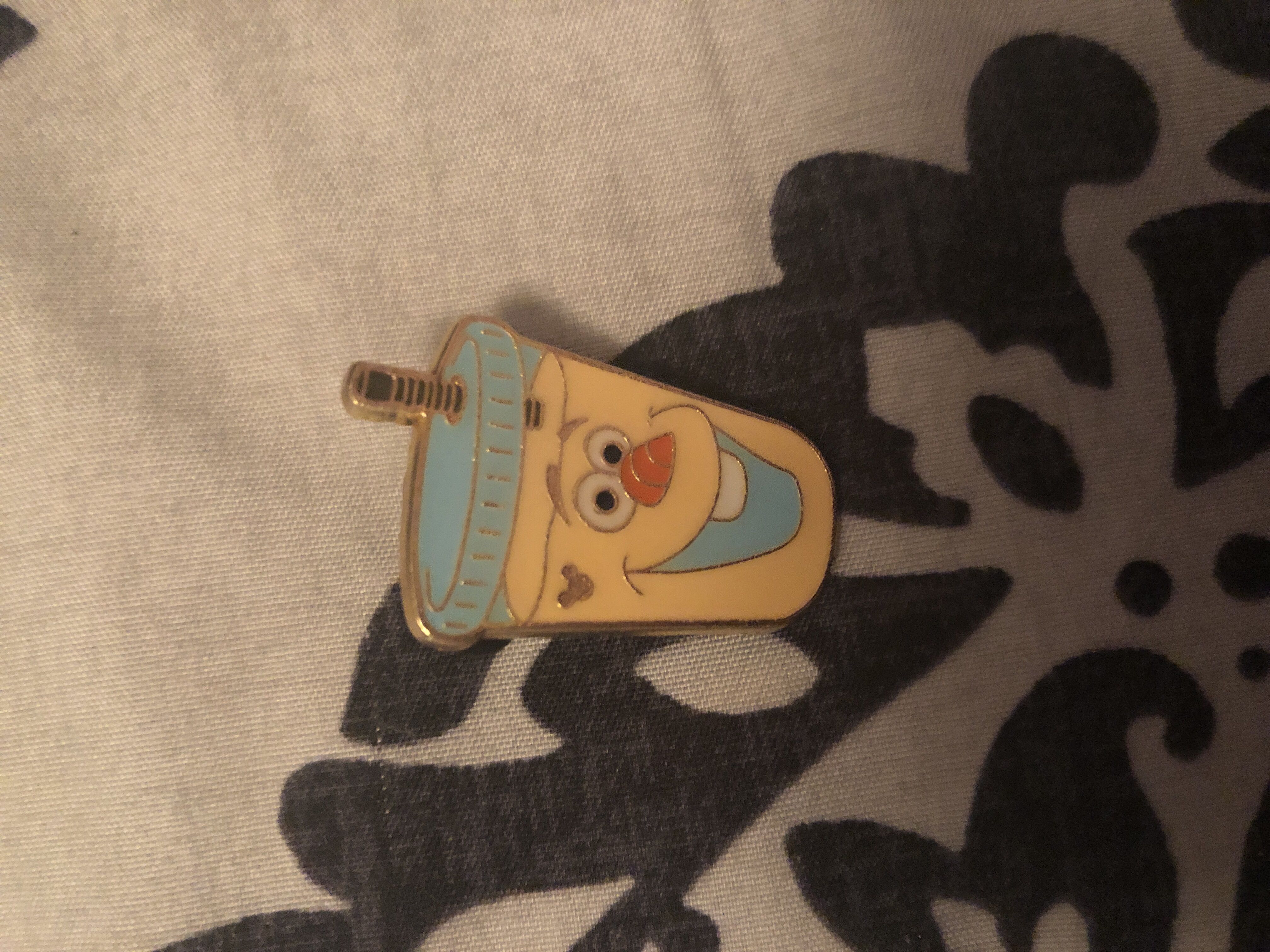 Star Wars Rey Last Jedi Jumbo Pin