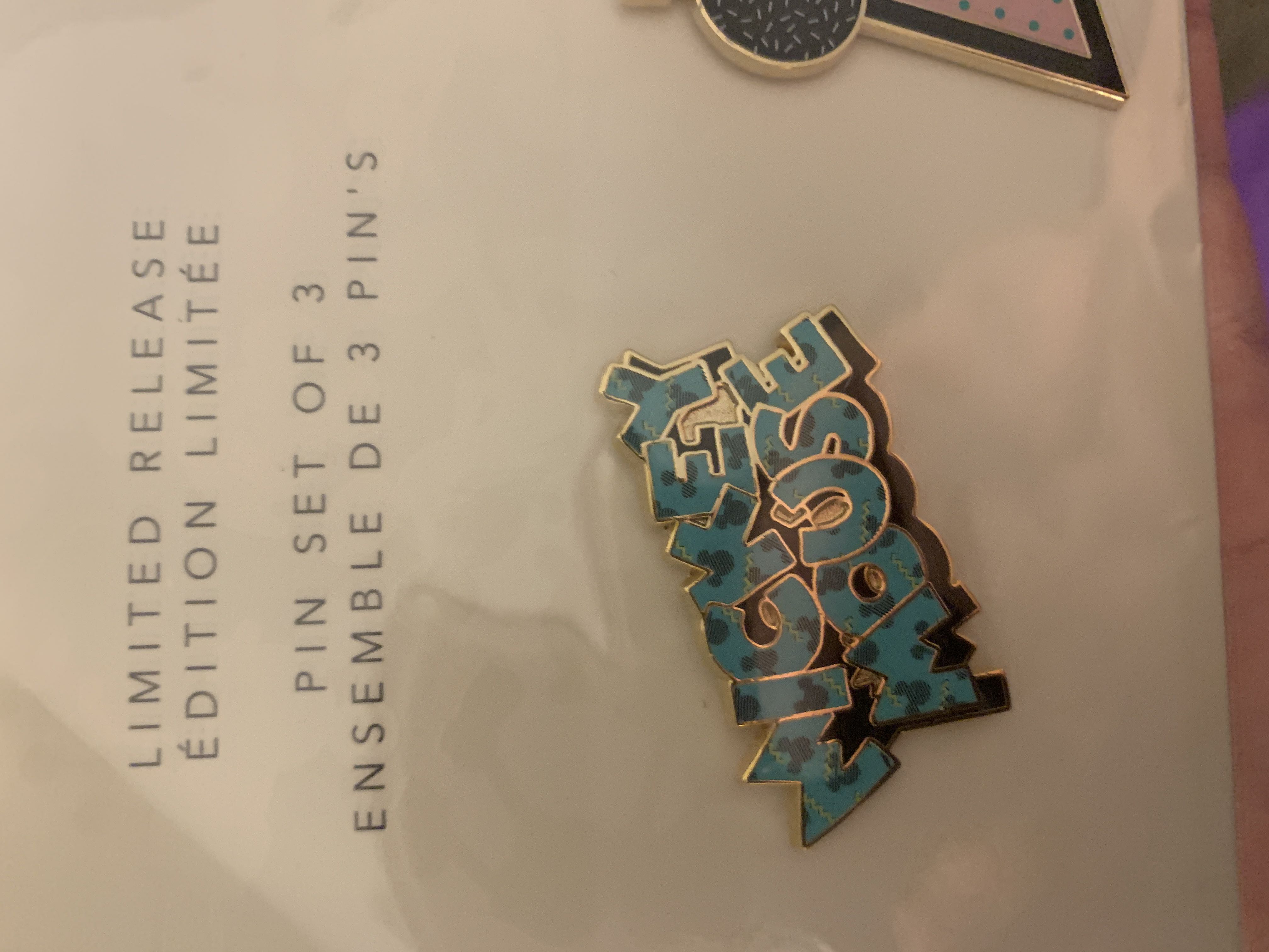 Mickey Mouse Memories 9 September - Disney Pin Trading pin collectible [Barcode 465058310066] - Main Image 3