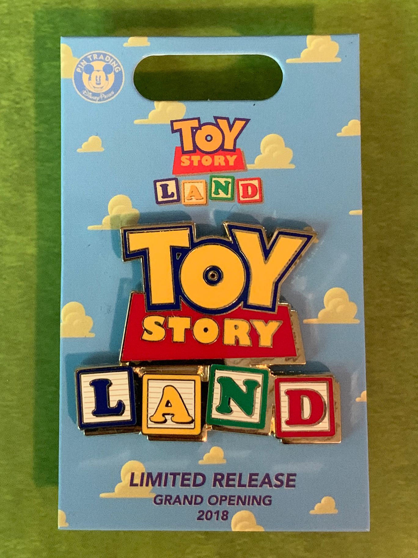 Toy Story Land (logo)  pin collectible [Barcode 11456636] - Main Image 2
