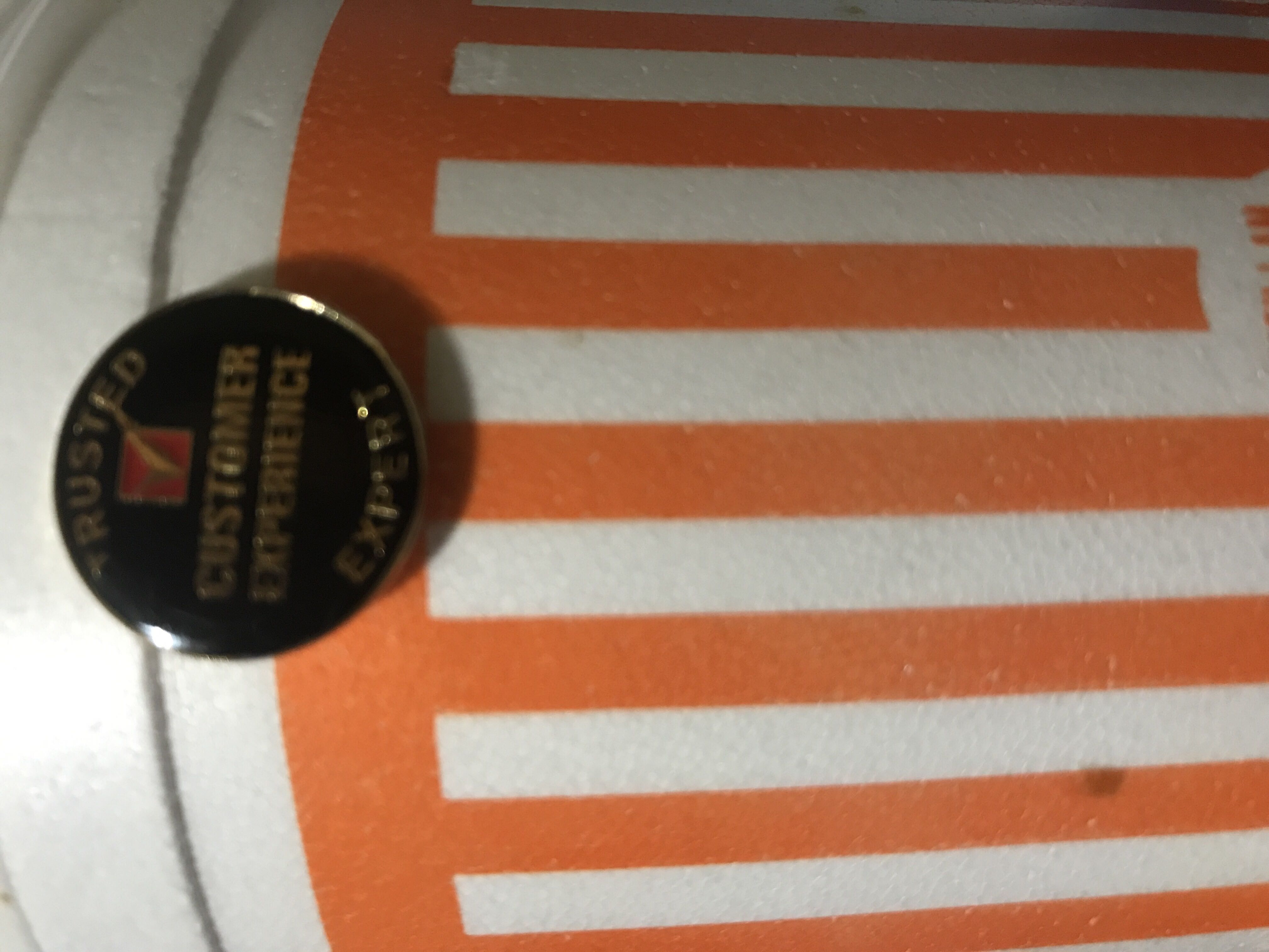 Peter Pan: Yellow Circle With Tinks Head In It