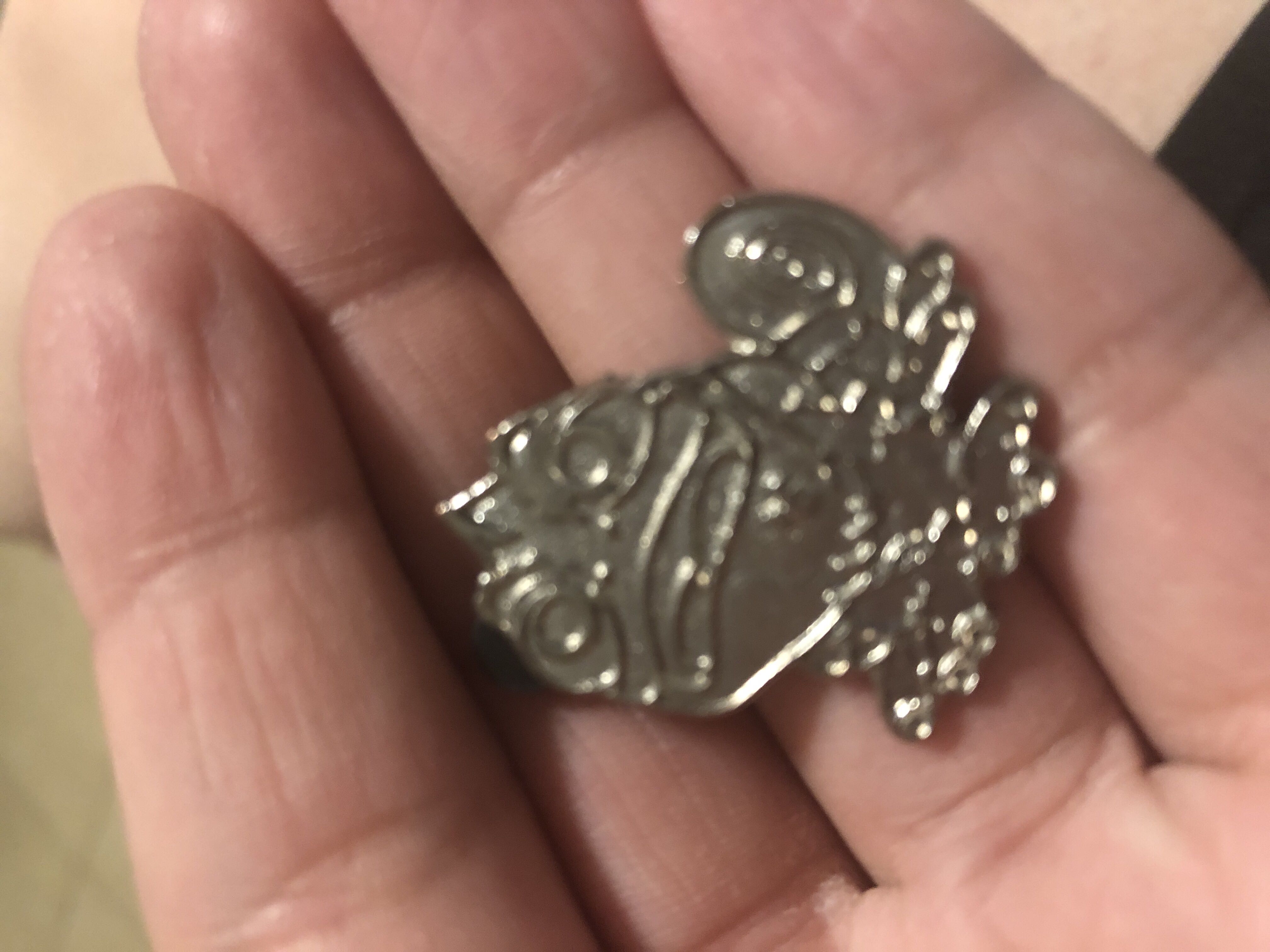 Hakuna Matata - Pin Trading