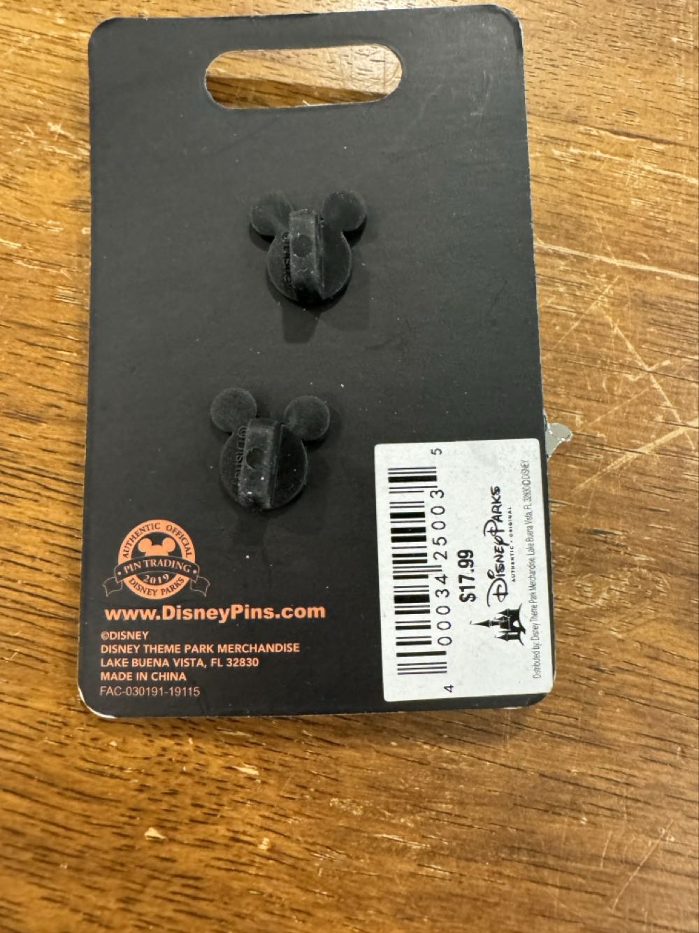 Halloween 2019 boo to you Sleeping Beauty : Maleficent  pin collectible [Barcode 400034250035] - Main Image 3