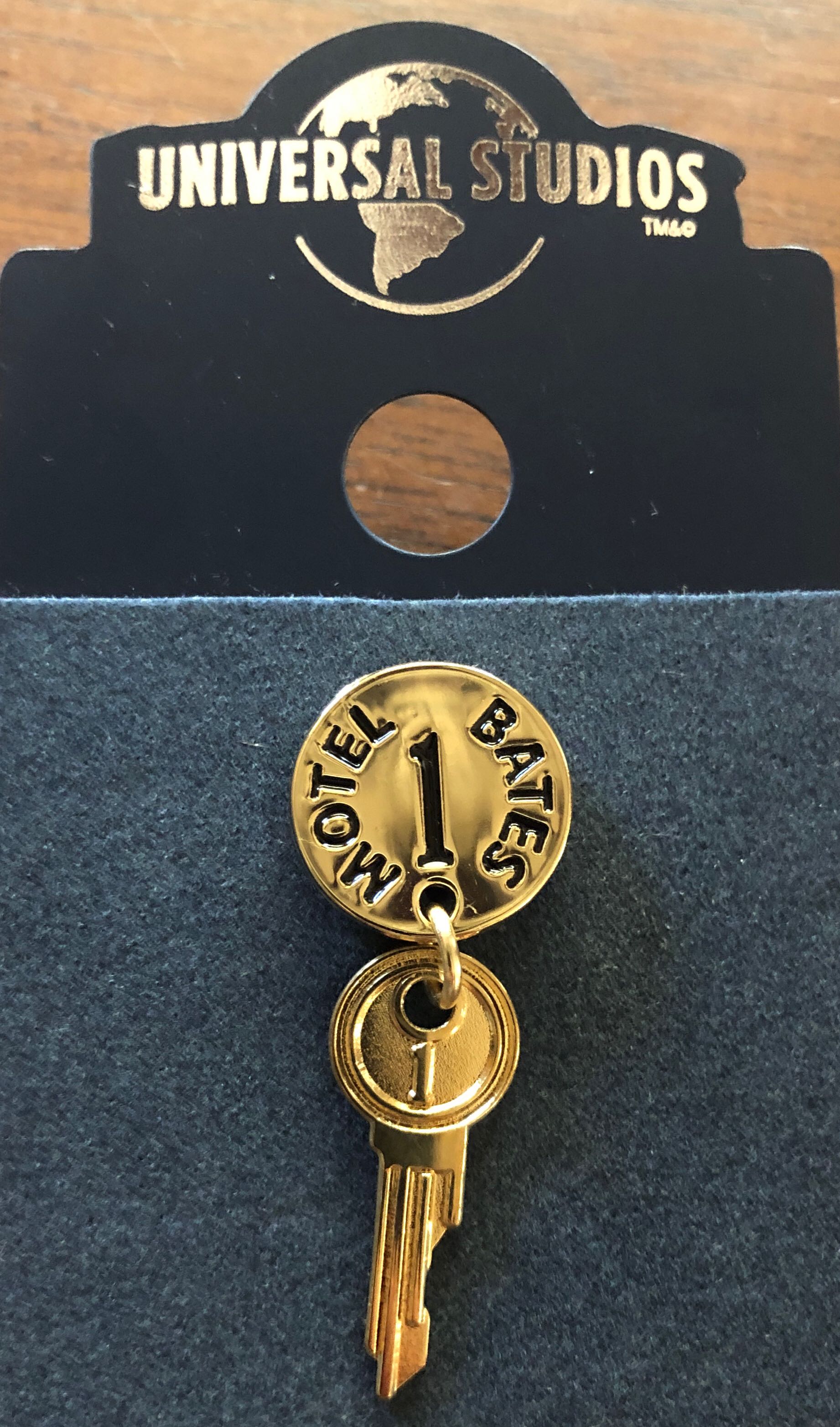 Shoe: Queen Of Hearts