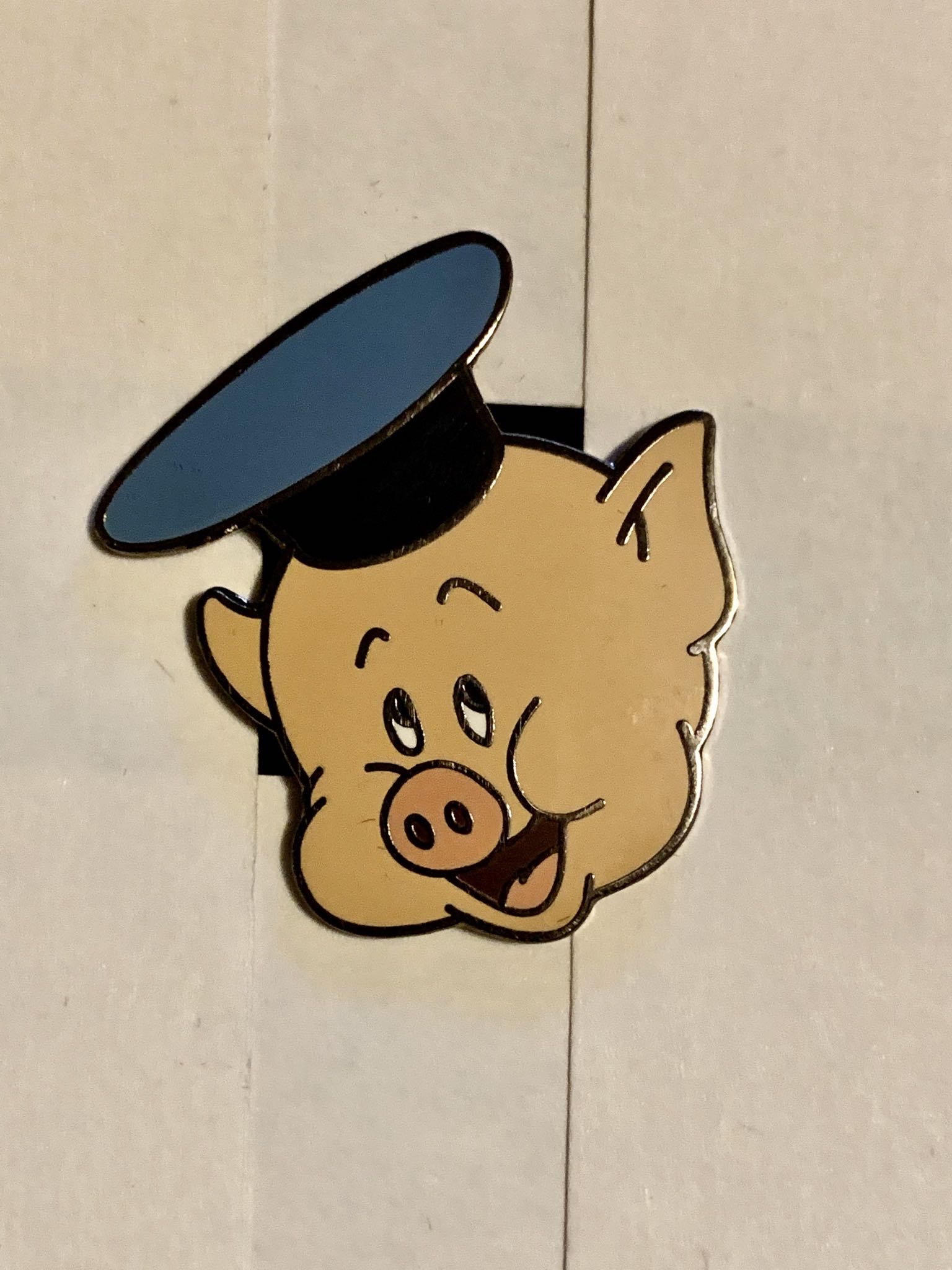 Safety pin: Chip And Dale