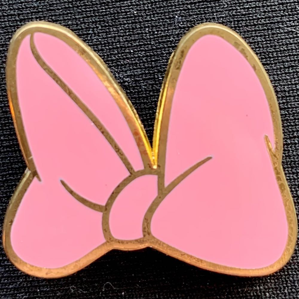 WDW Disney’s Animal Kingdom® Theme Park — Animals Mystery Set — Stitch with Komodo Dragon