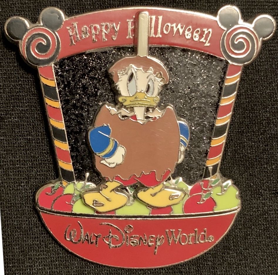 Halloween 2007 - Candy Characters - Donald Duck - Pin On Pin pin collectible - Main Image 1