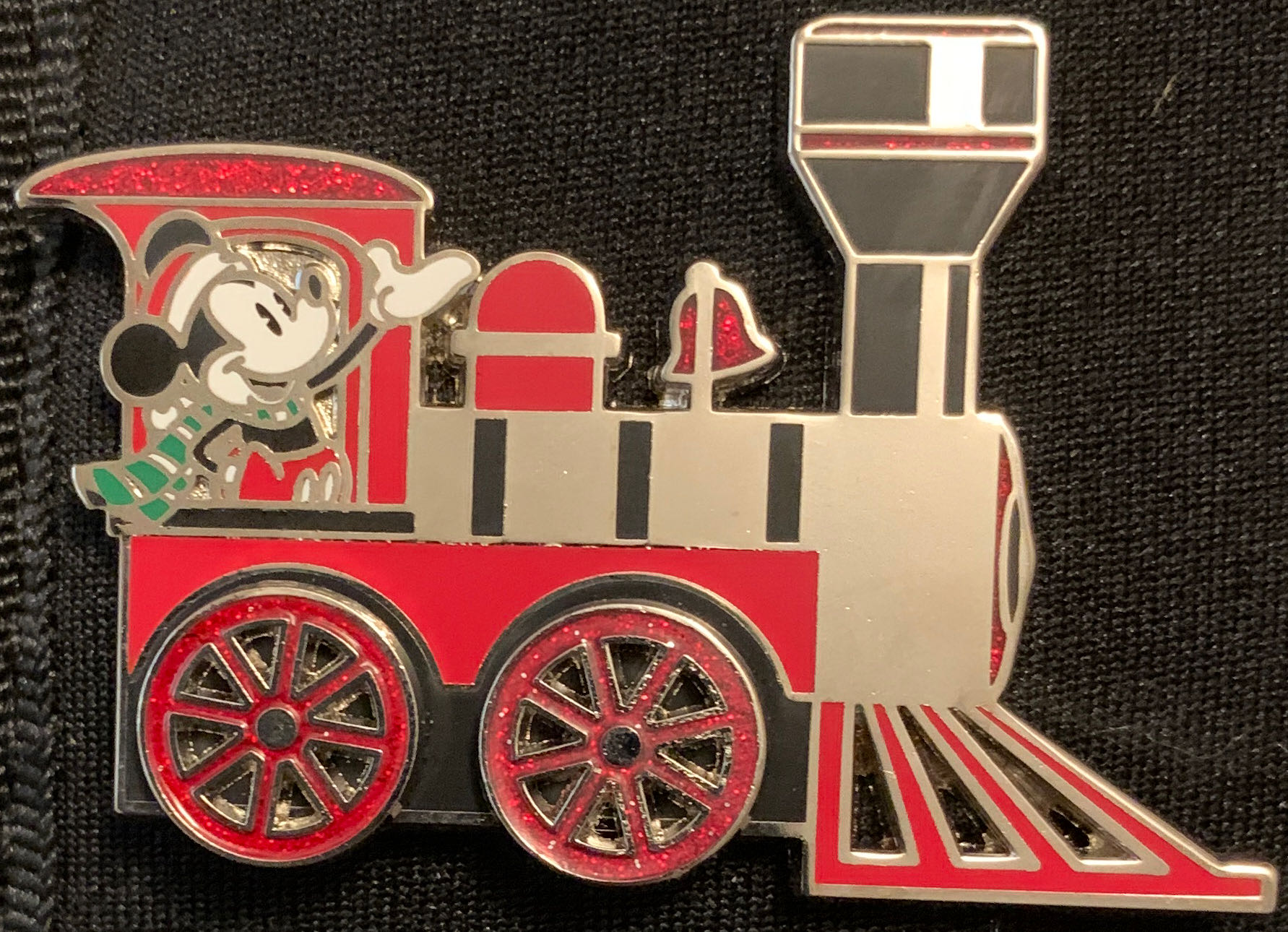 Alice In Wounder Land: Maroon Tea Cup