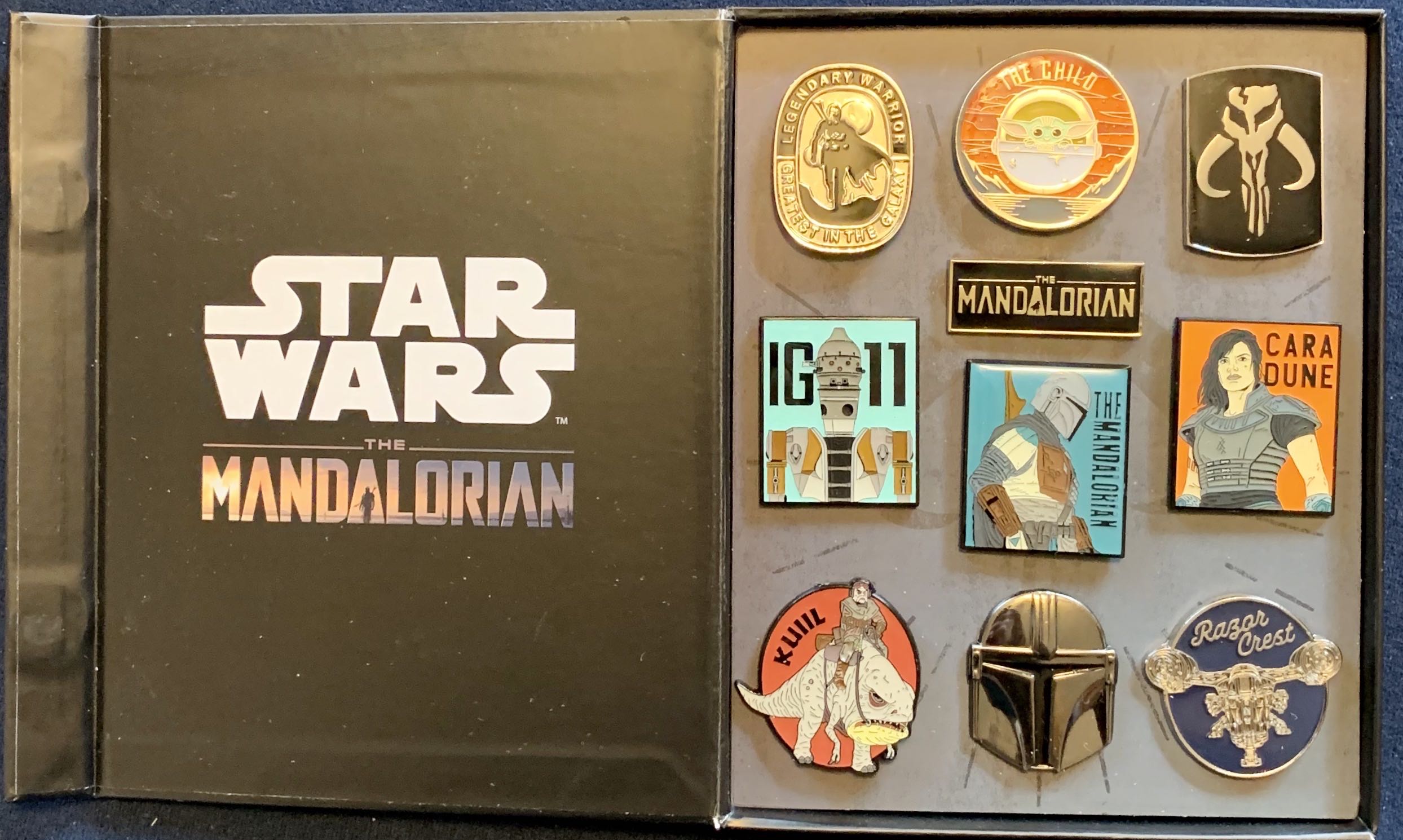 Mandalorian 10 Pin Badge Set - Bas-relief pin collectible - Main Image 4