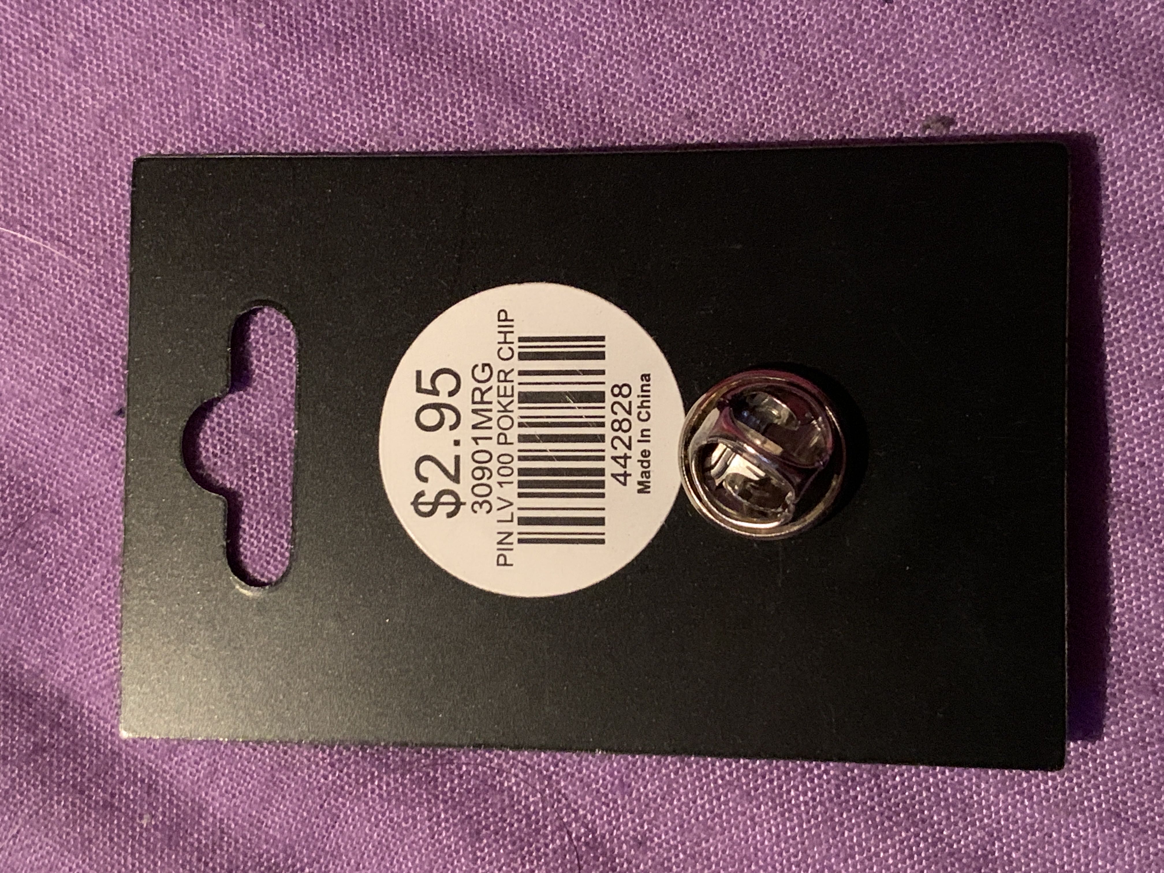 Poker Chip - Single Pin pin collectible [Barcode 442828] - Main Image 2