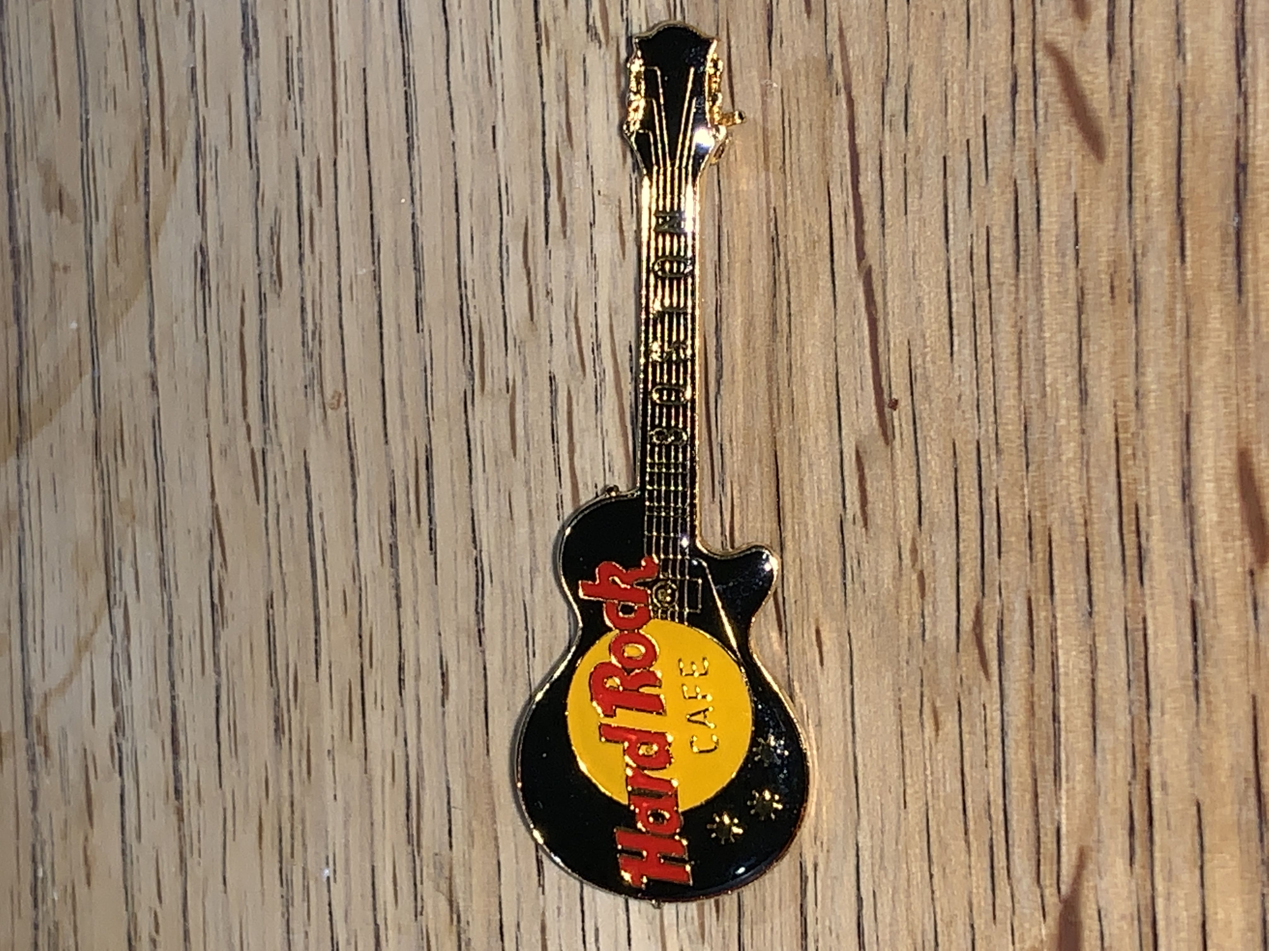 Hard Rock Cafe Boston - Advertising Pin pin collectible - Main Image 1
