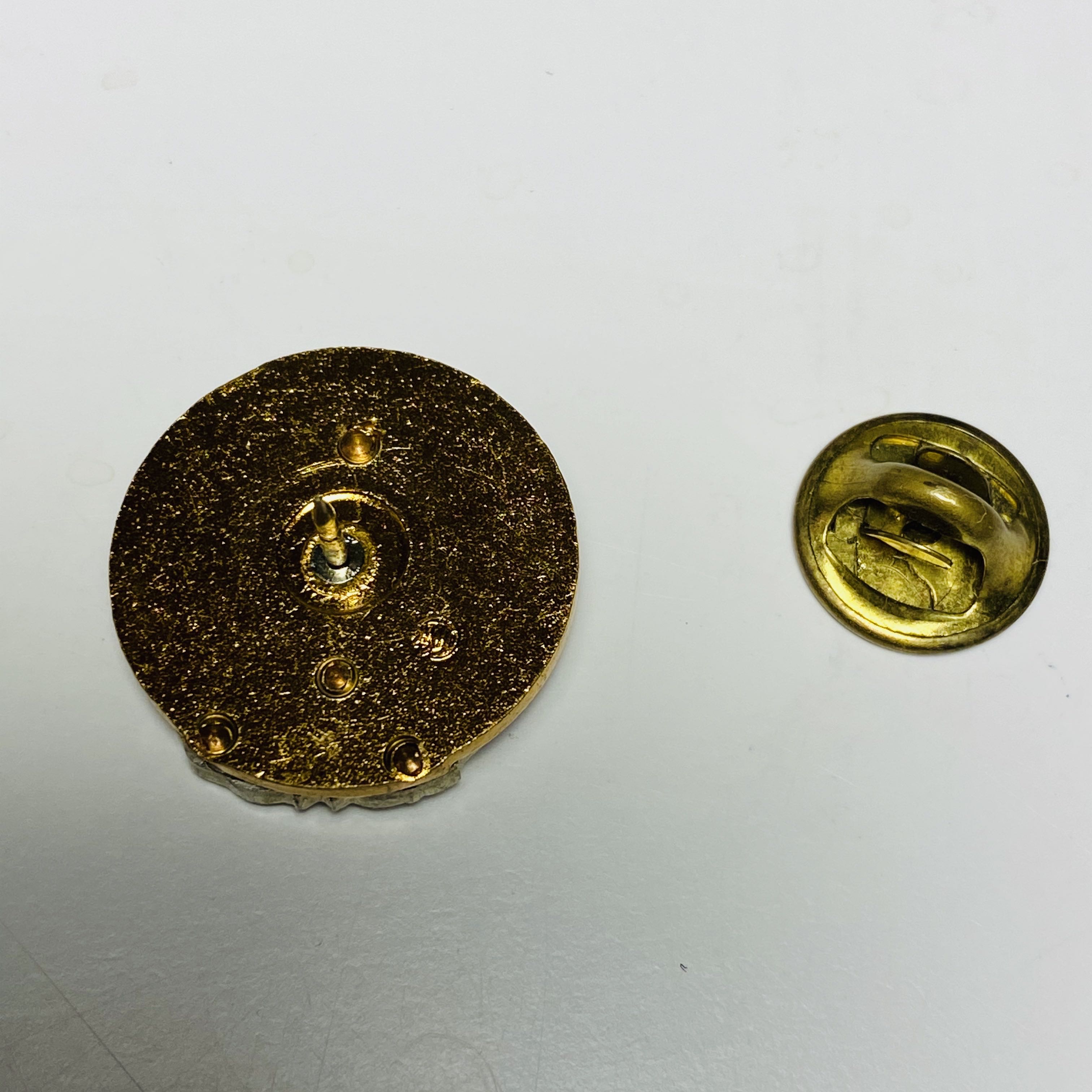 МИНАТОМ МИНСРЕДМАШ - Цанга-бабочка pin collectible - Main Image 3