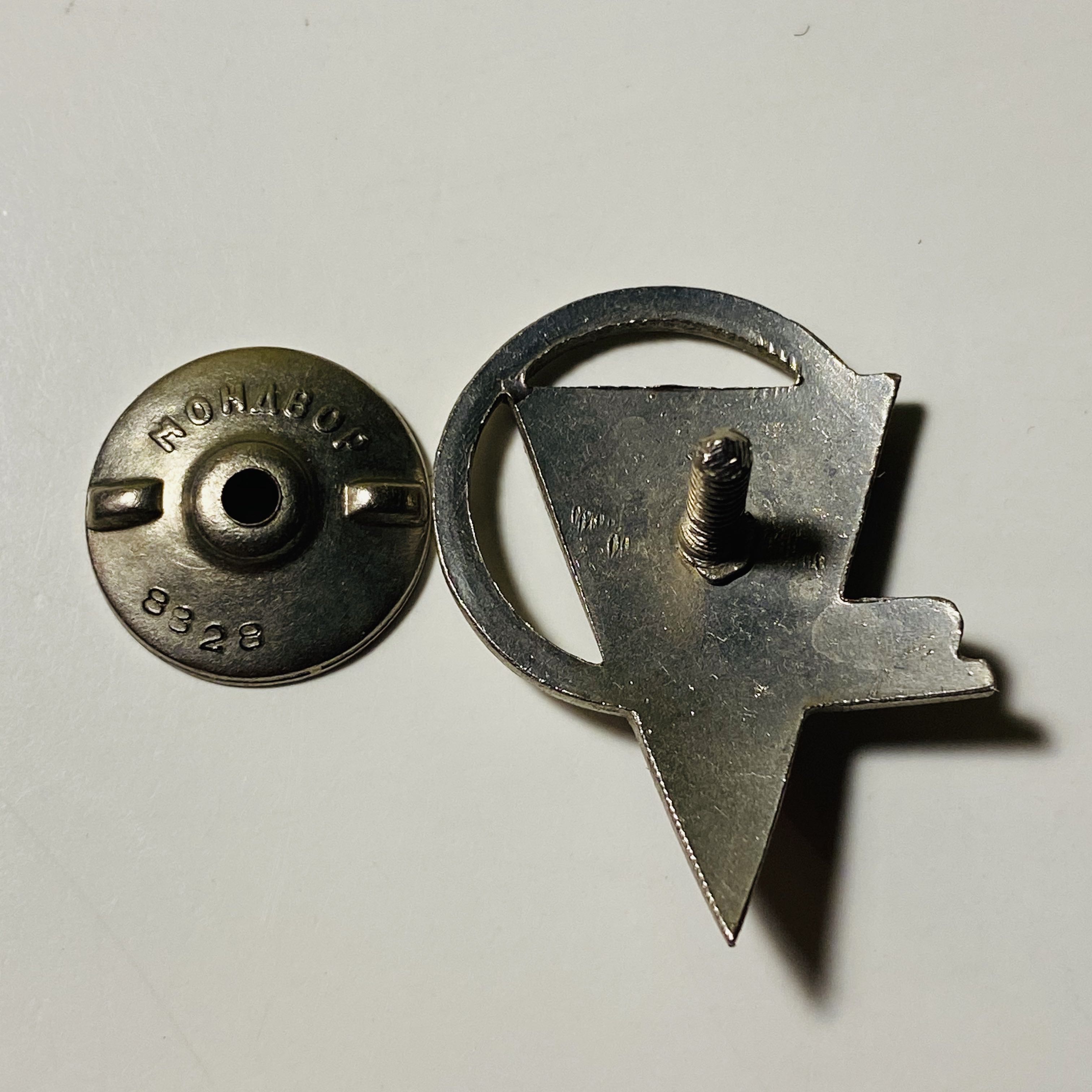 АВТОЛЮБИТЕЛЬ - СПОРТ pin collectible - Main Image 3