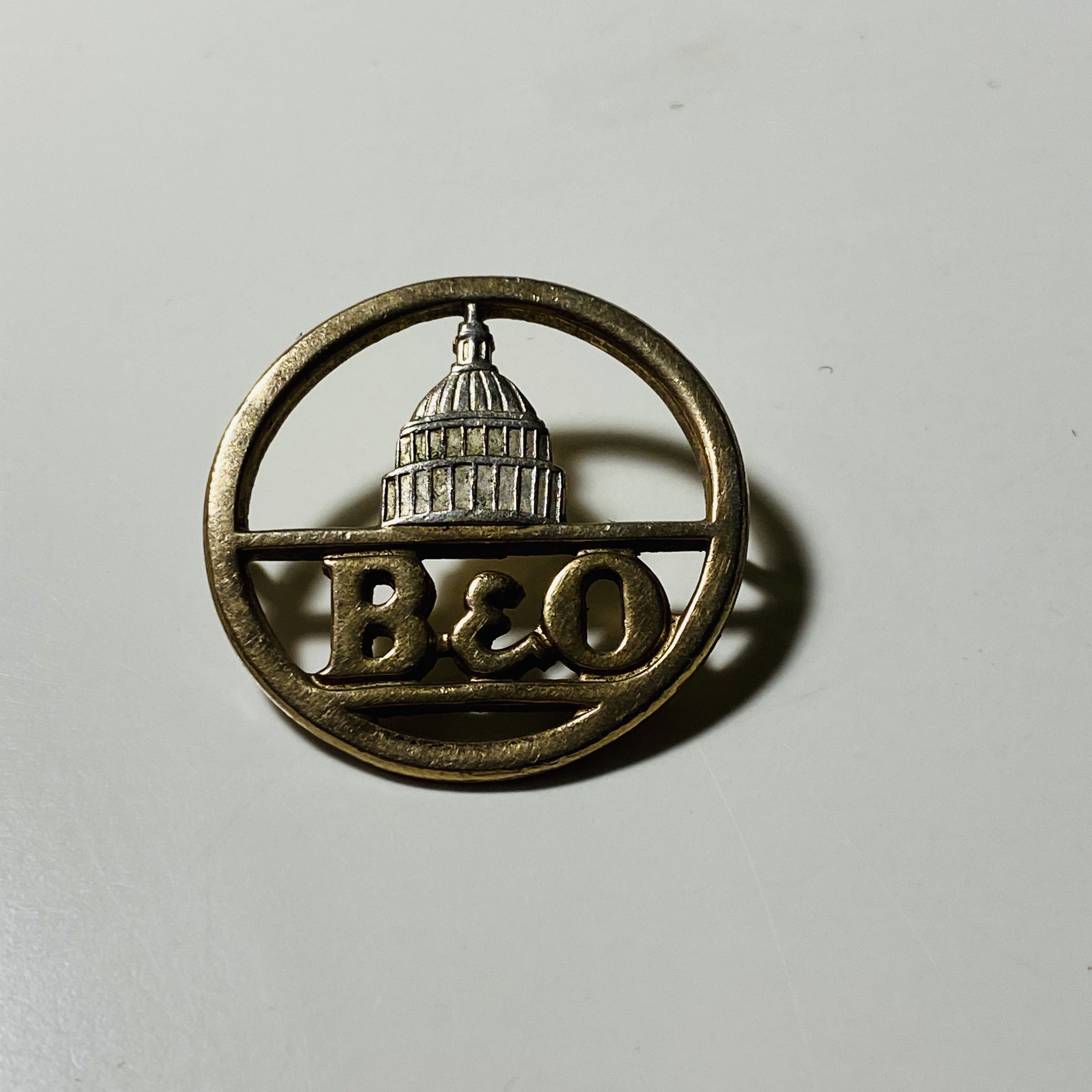 ННИЗВЕСТНО  pin collectible - Main Image 2