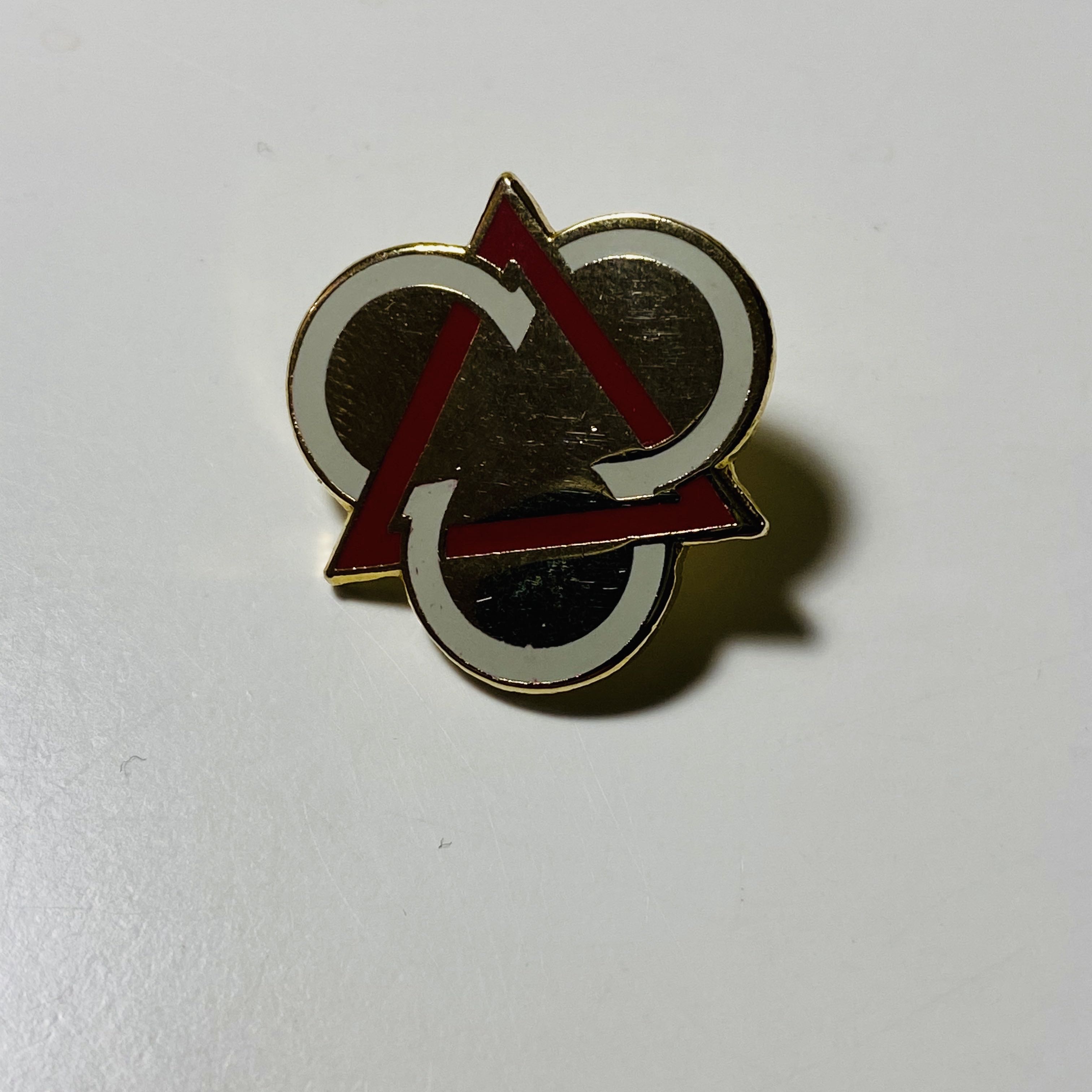 НЕИЗВЕСТНО  pin collectible - Main Image 2