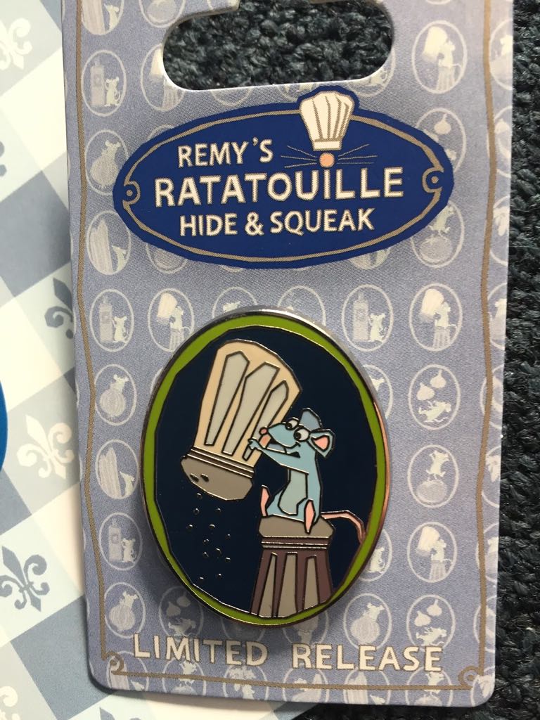 New York - Minnie Mouse As Statue Of Liberty