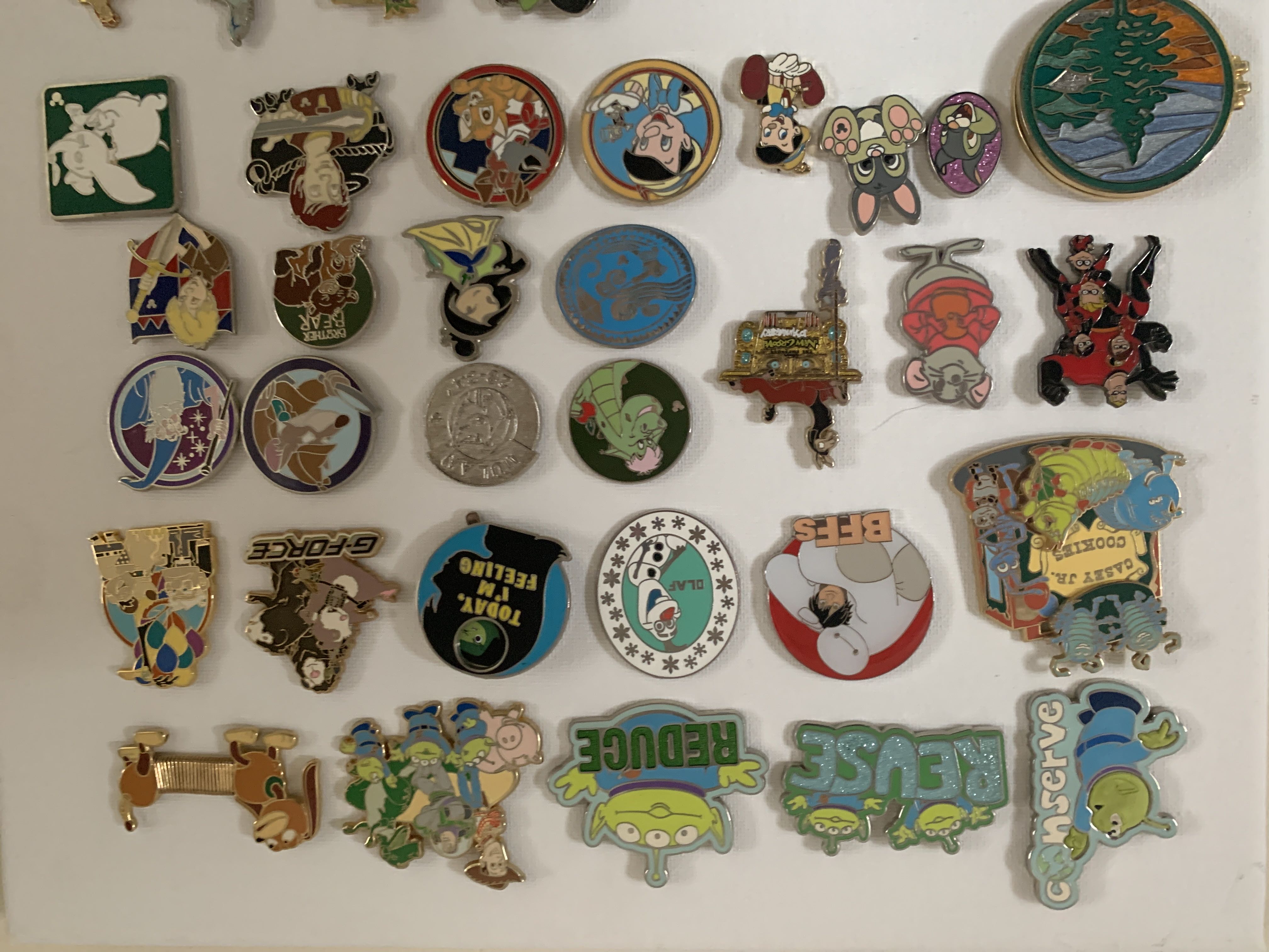 Disney Pins Various - Board 3  pin collectible - Main Image 2