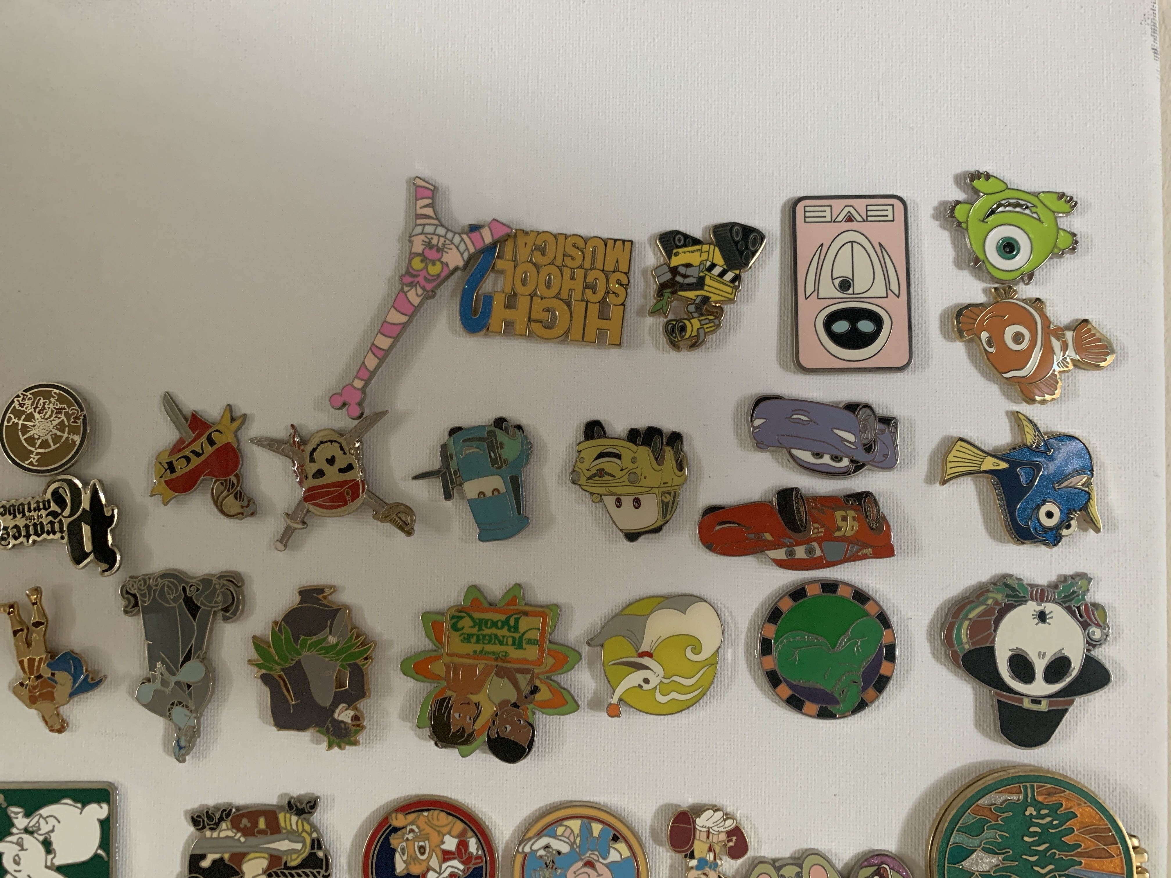 Disney Pins Various - Board 3  pin collectible - Main Image 3