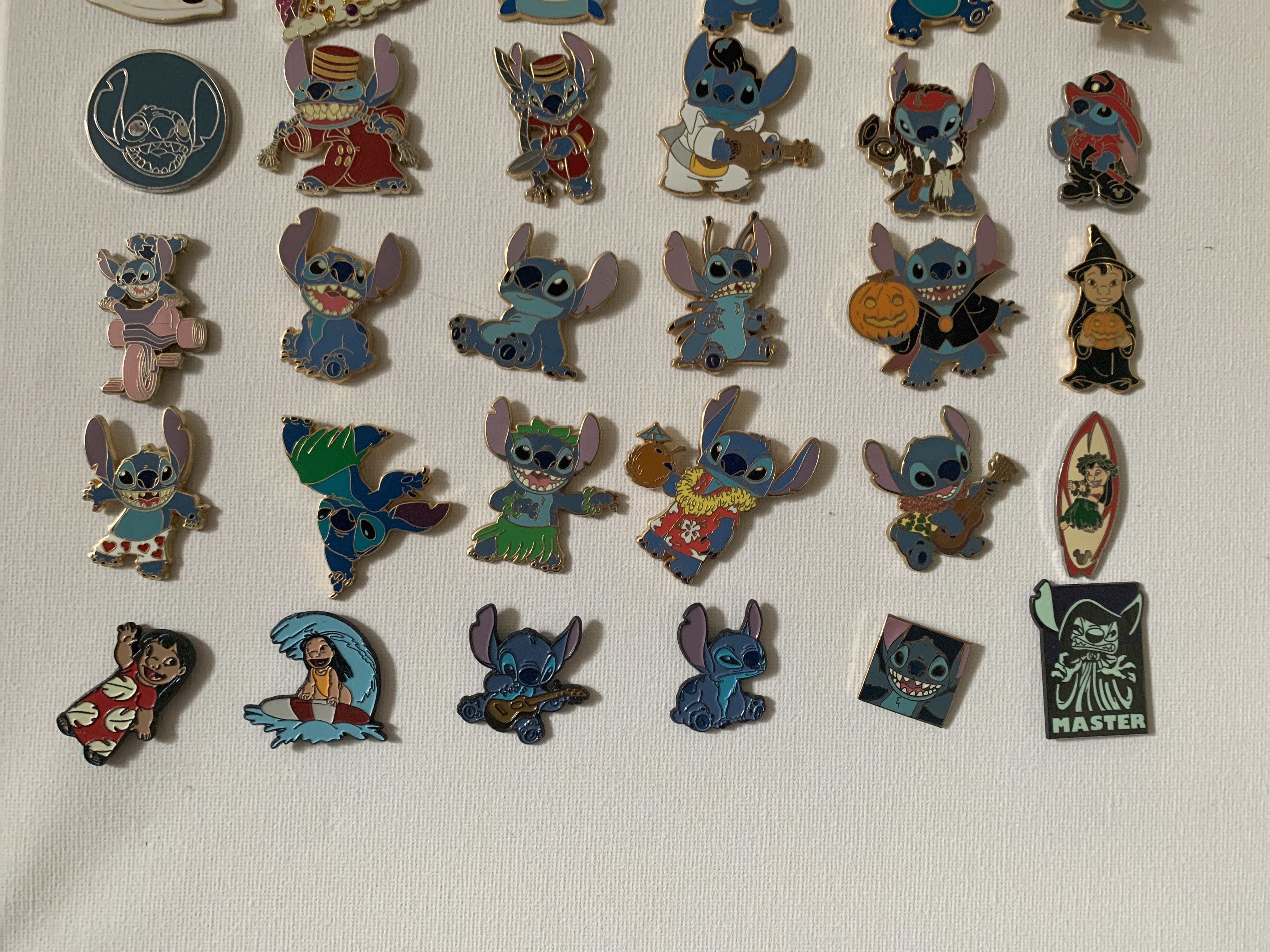 Stitch - Board 1  pin collectible - Main Image 3