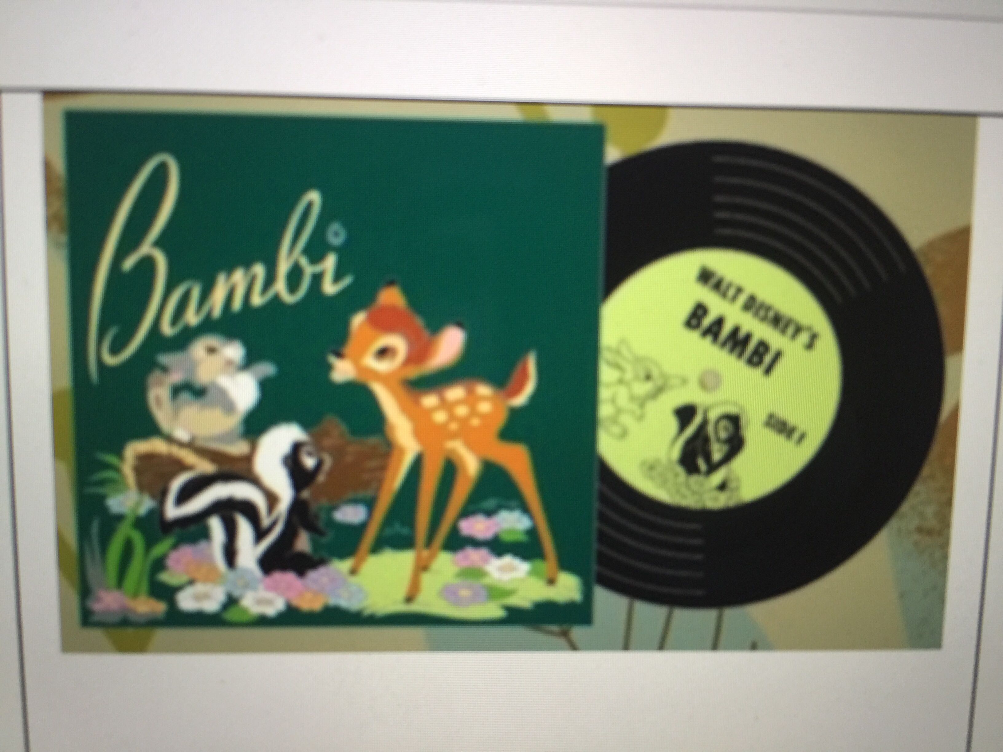 Tinkerbell - Head In Her Hands Sparkling Wings