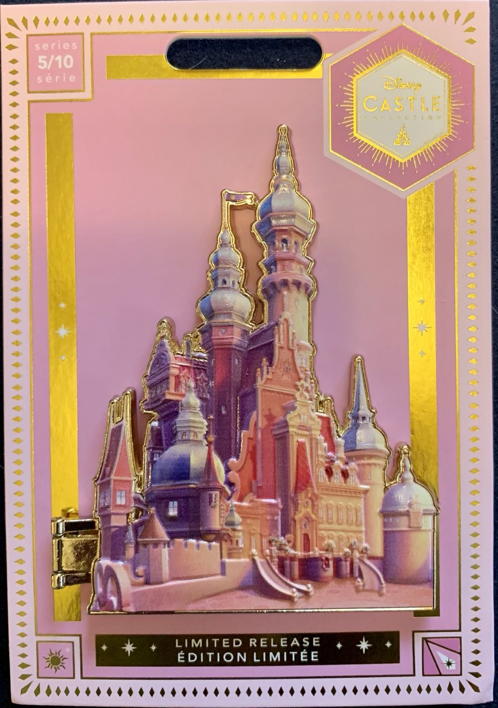 Castle Collection - Cinderella - Hinged pin collectible - Main Image 3