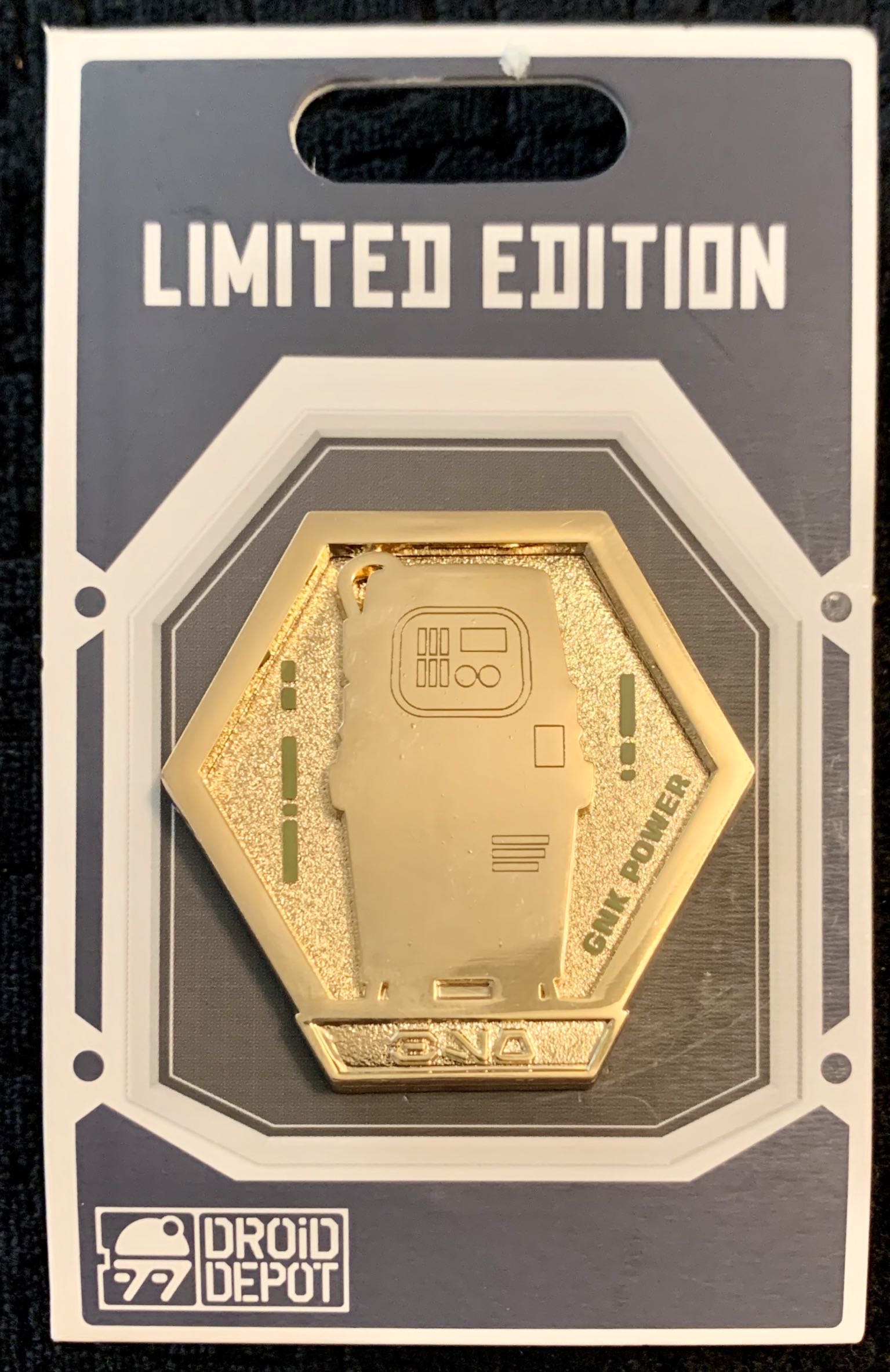 Droid Badge - MSE - Bas-relief pin collectible - Main Image 2