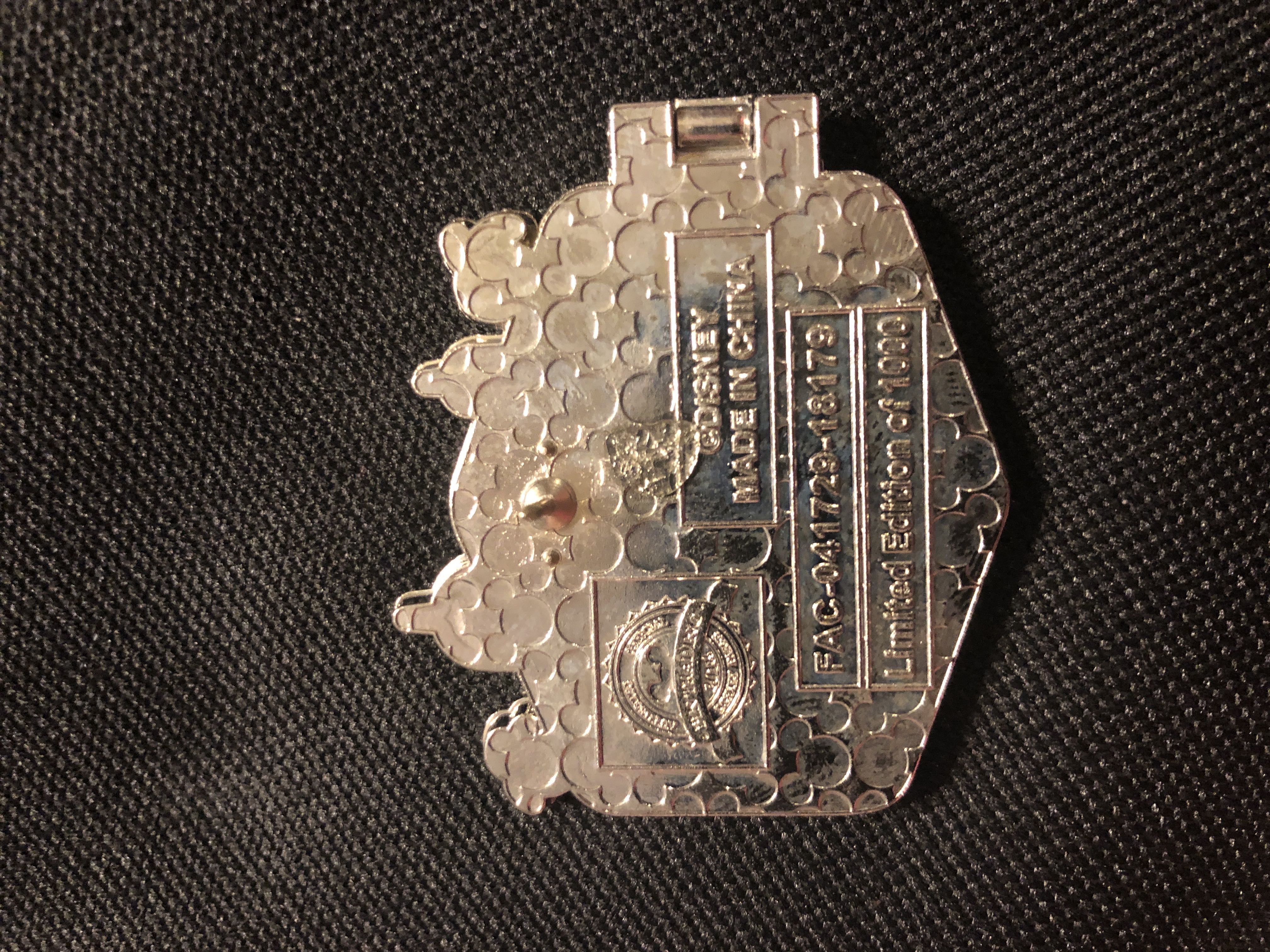 Caribbean Beach Resort - 30th Anniversary  pin collectible - Main Image 3