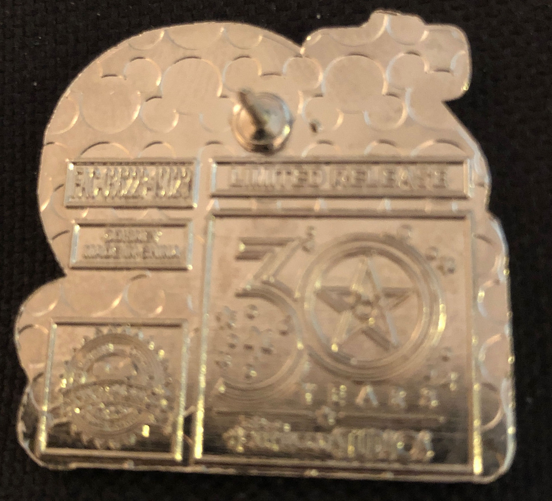 Hollywood Studios - 30 Years - Kermit  pin collectible - Main Image 2