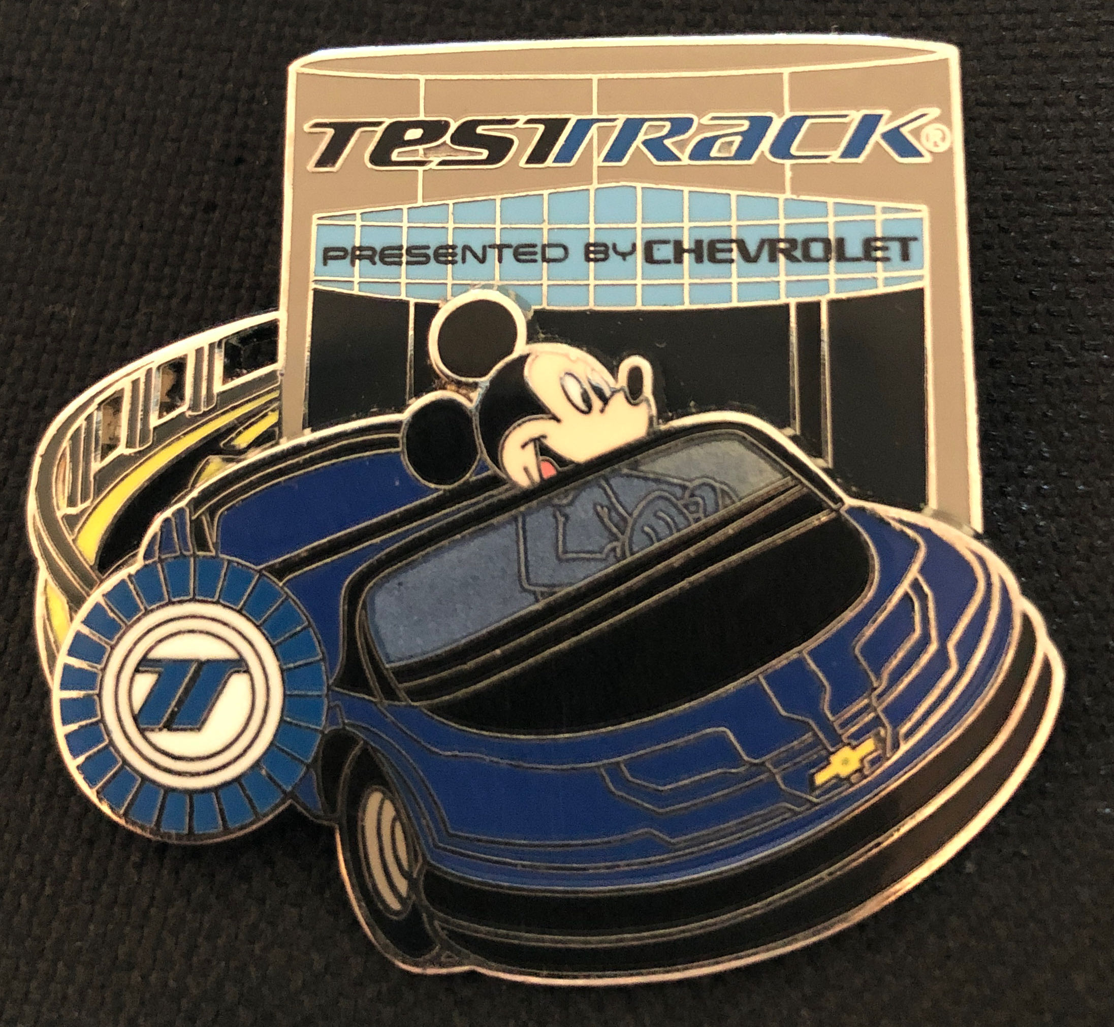 Mickey & Castle. White & Gold pencil