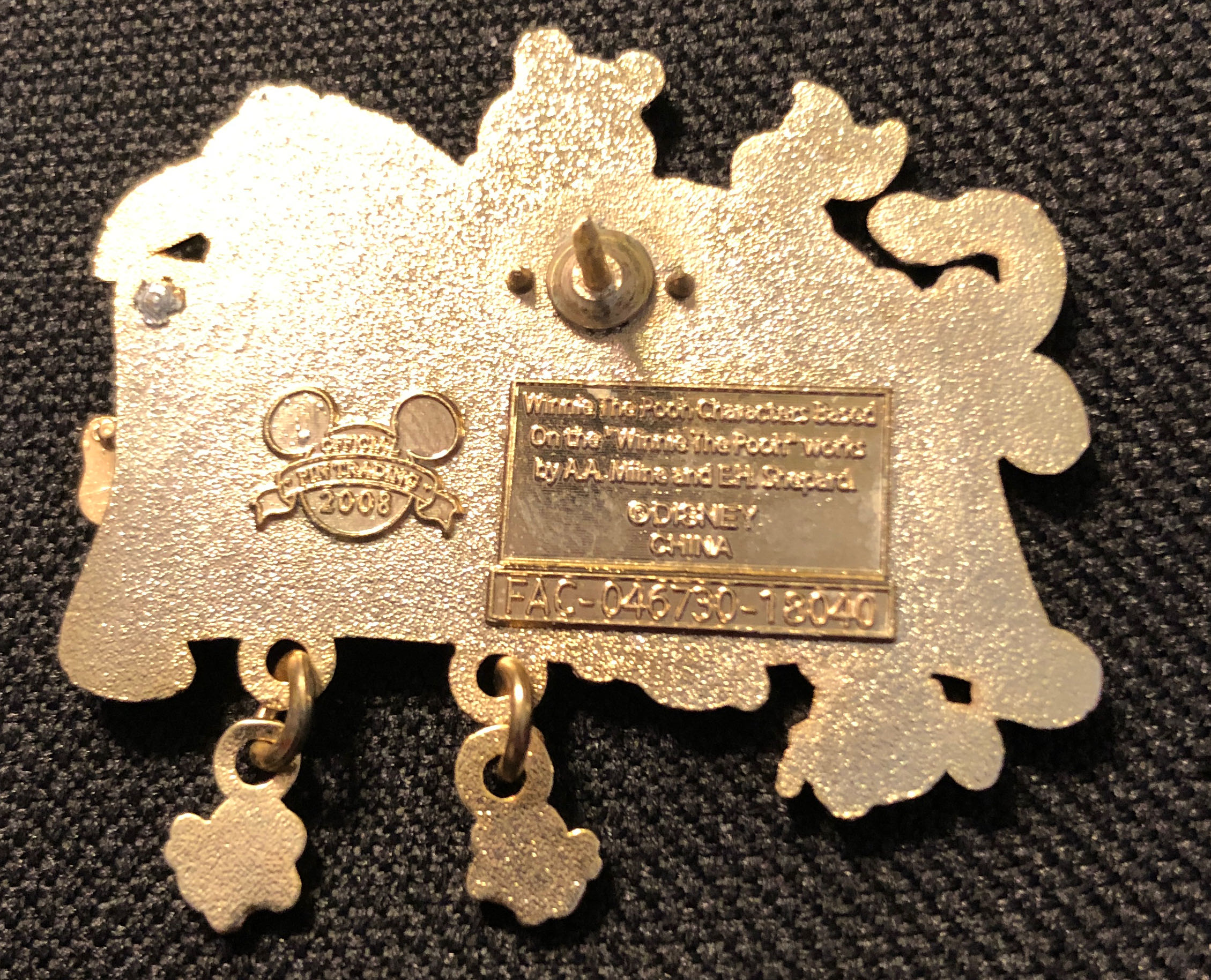 Many Adventures of Winnie the Pooh  pin collectible - Main Image 2