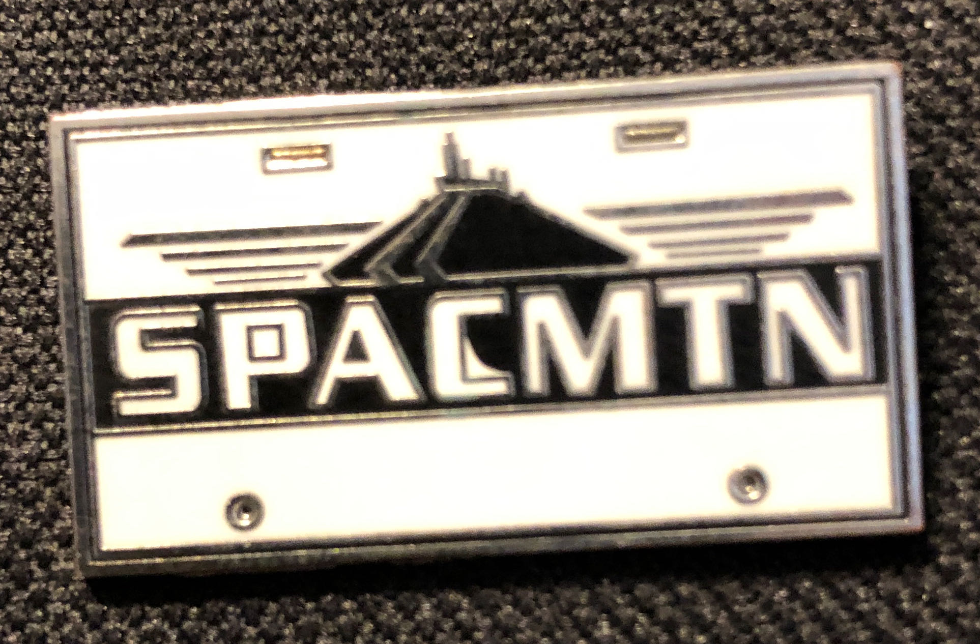 Space Mountain License Plate  pin collectible - Main Image 1