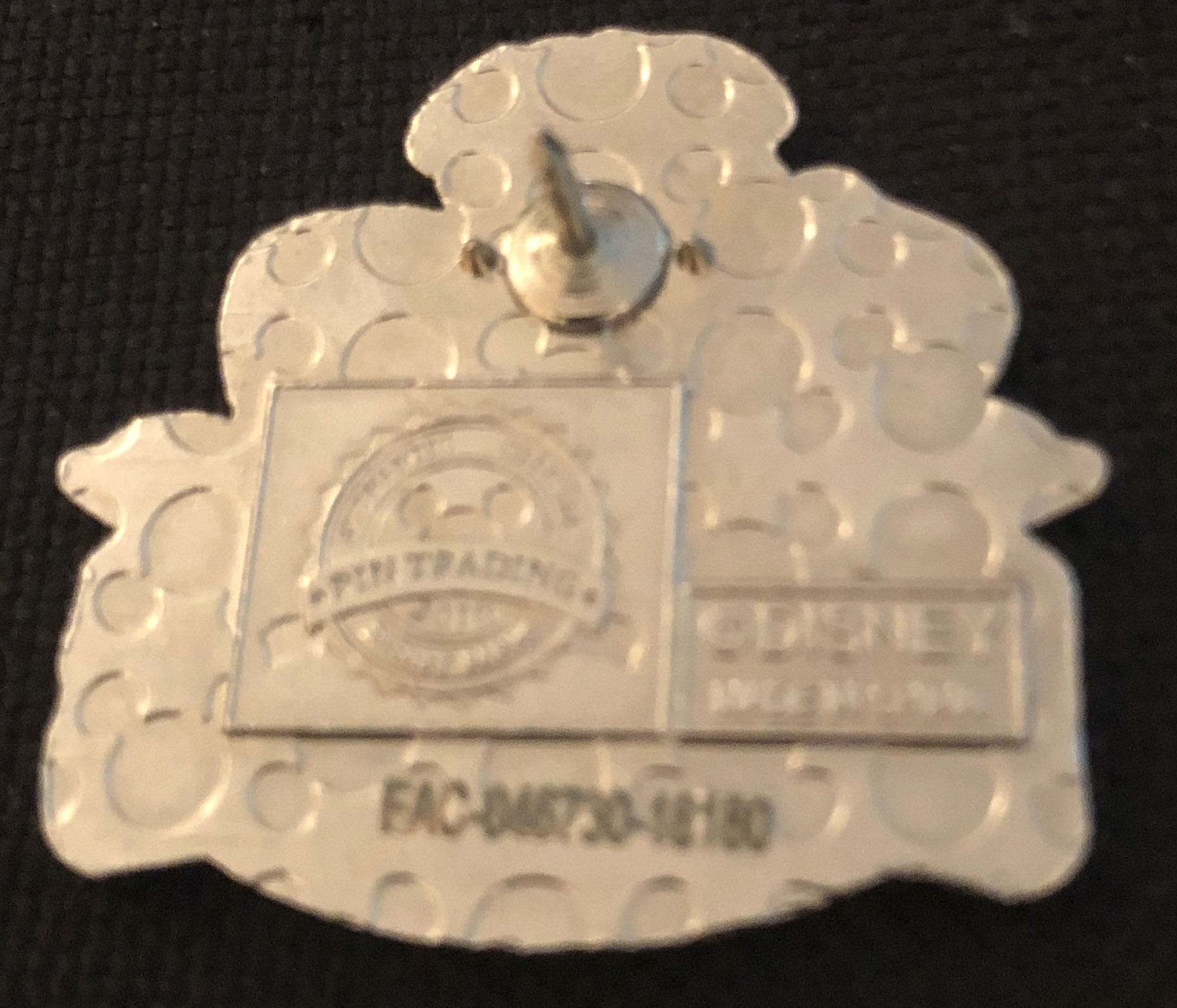 Savannah Rumble, Animal Kingdom - Mystery pin collectible - Main Image 2