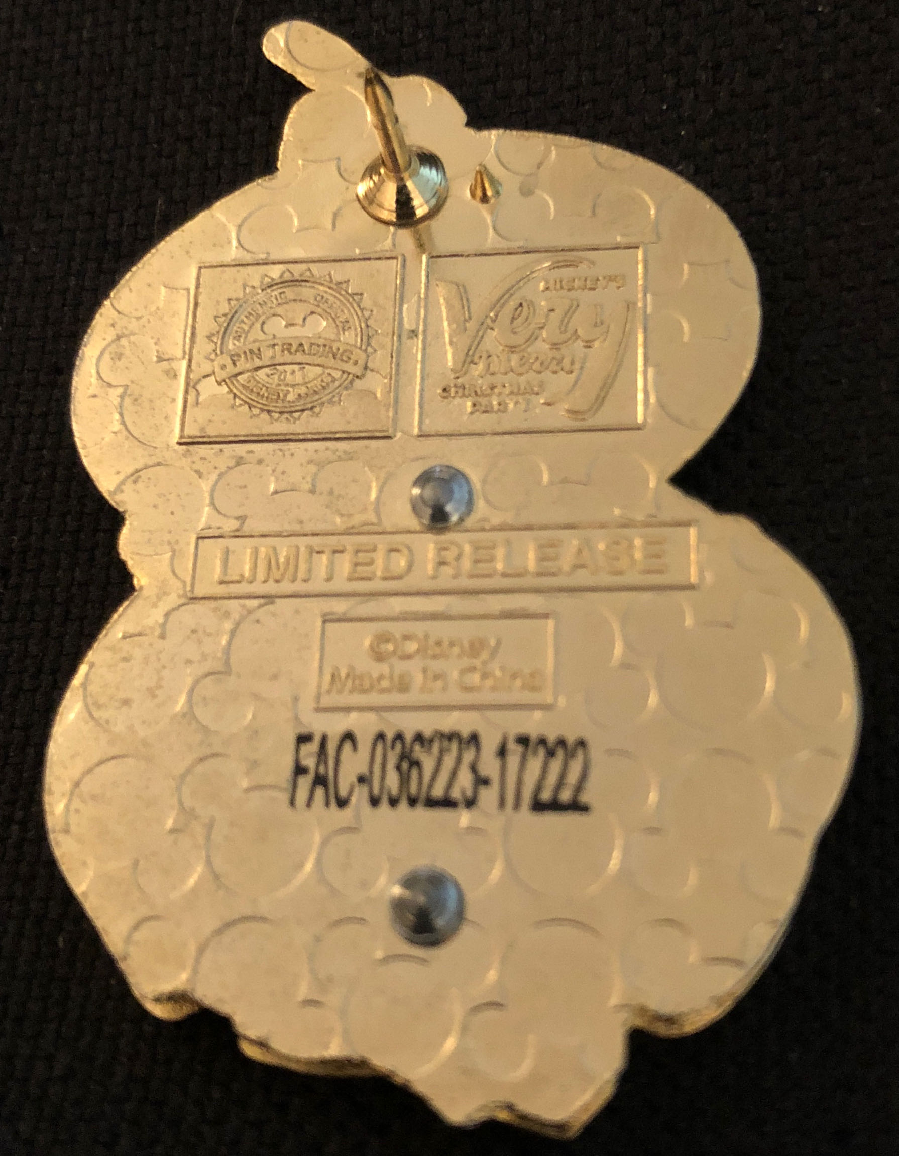 Mickey’s Very Merry Christmas Party 2017  pin collectible - Main Image 2