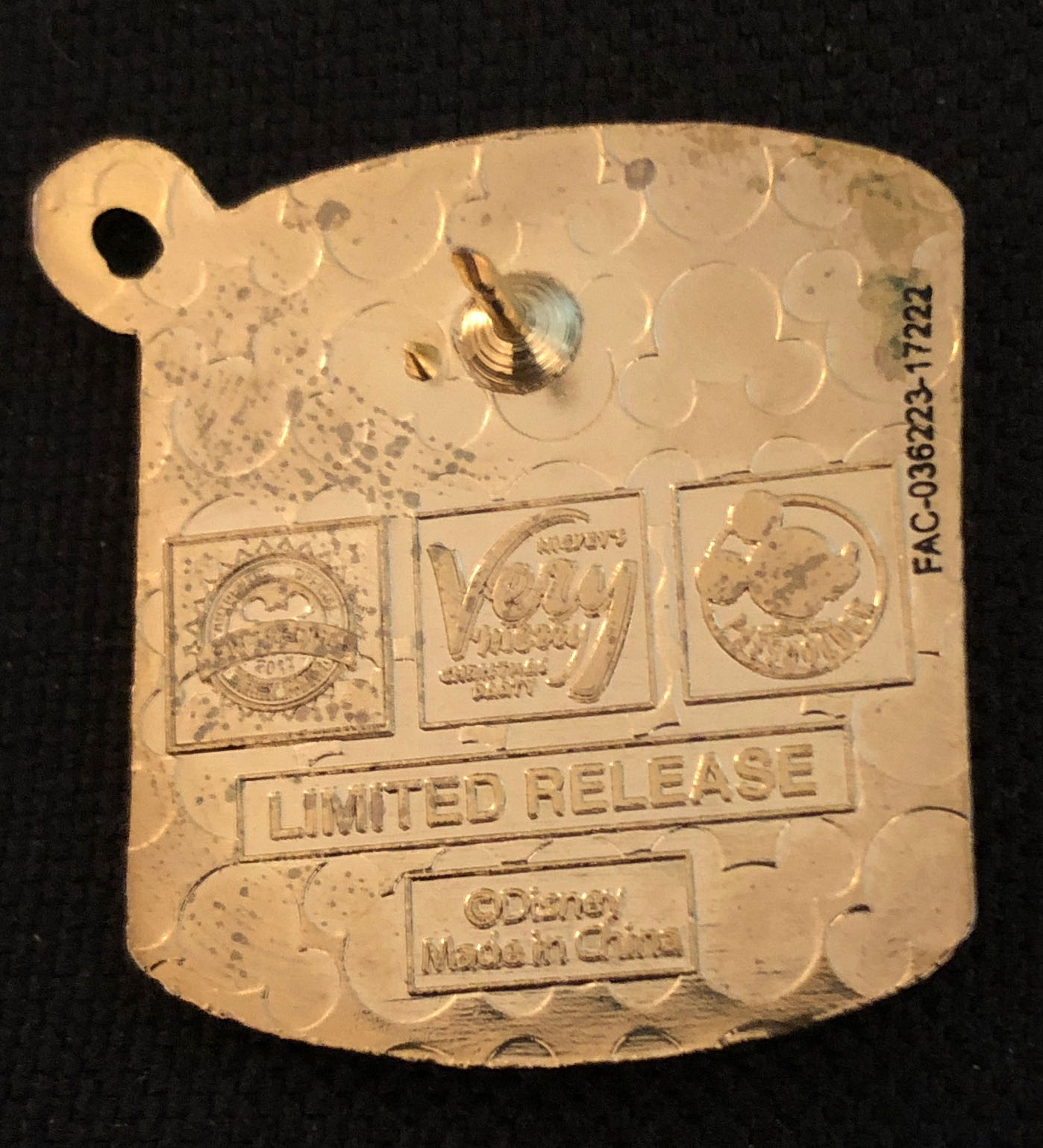 Mickey’s Very Merry Christmas Party 2017 - Drum  pin collectible - Main Image 2