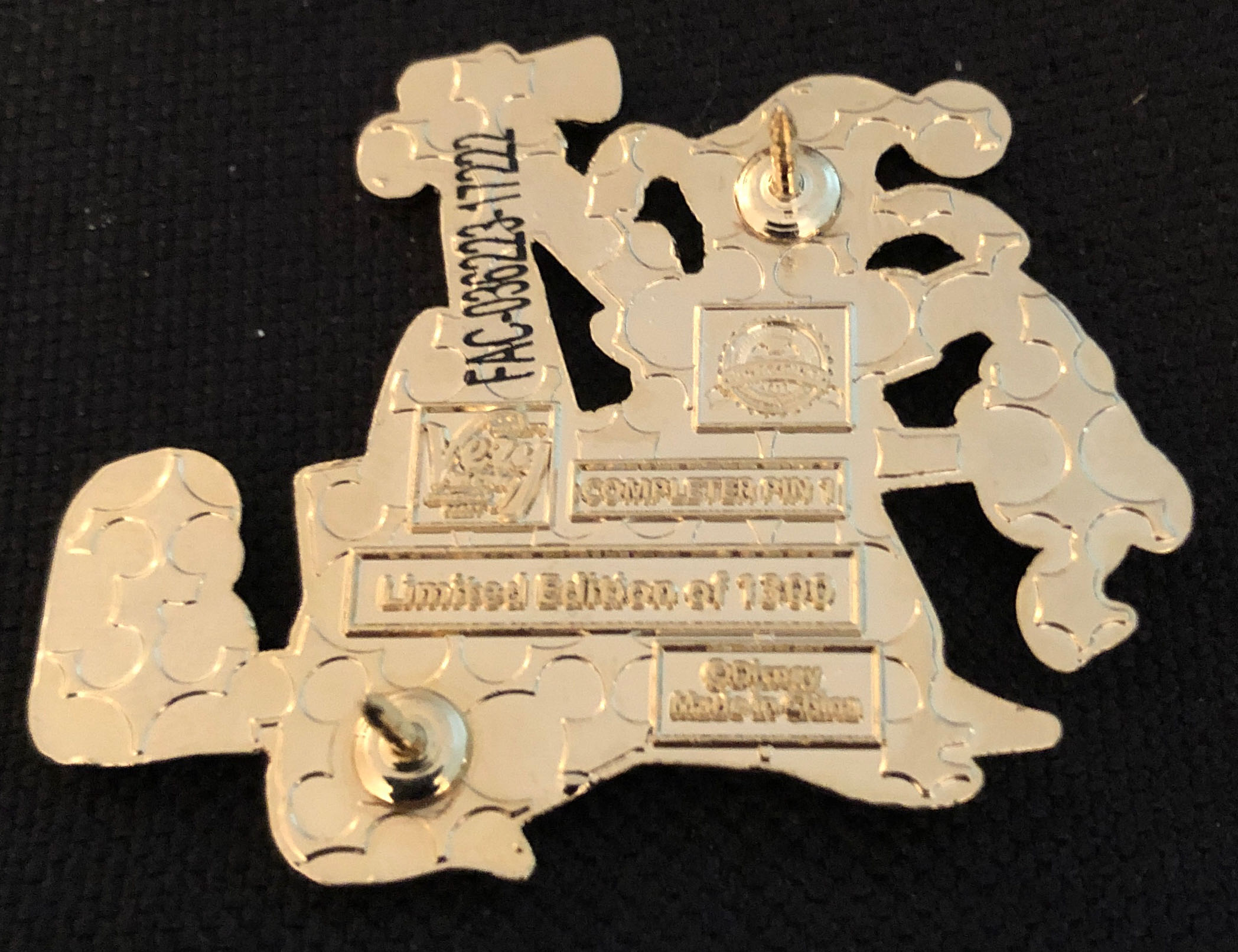 Mickey’s Very Merry Christmas Party 2017 - Goofy - Completer pin collectible - Main Image 2